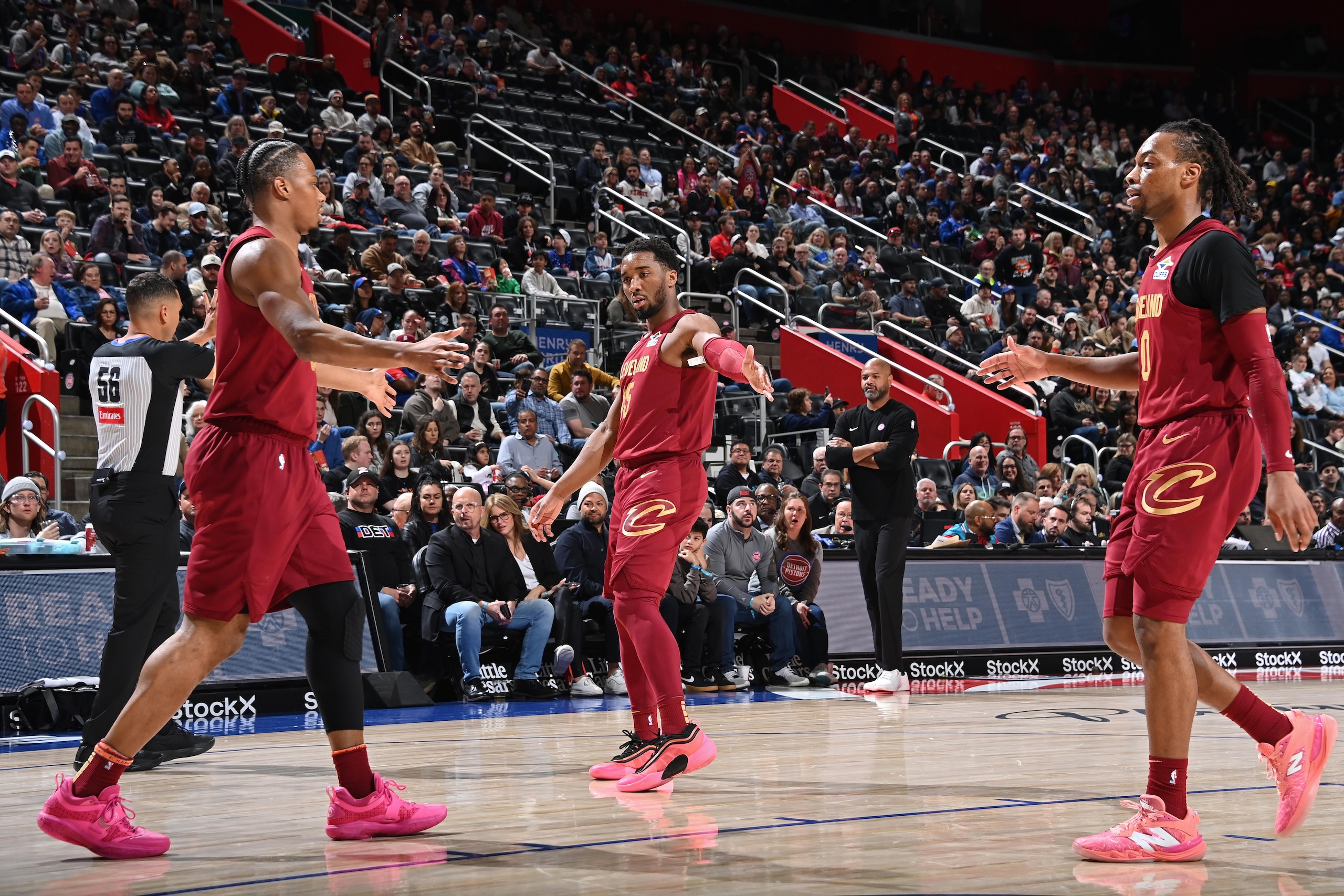 Cleveland Cavaliers v Detroit Pistons Cleveland Cavaliers v Detroit Pistons