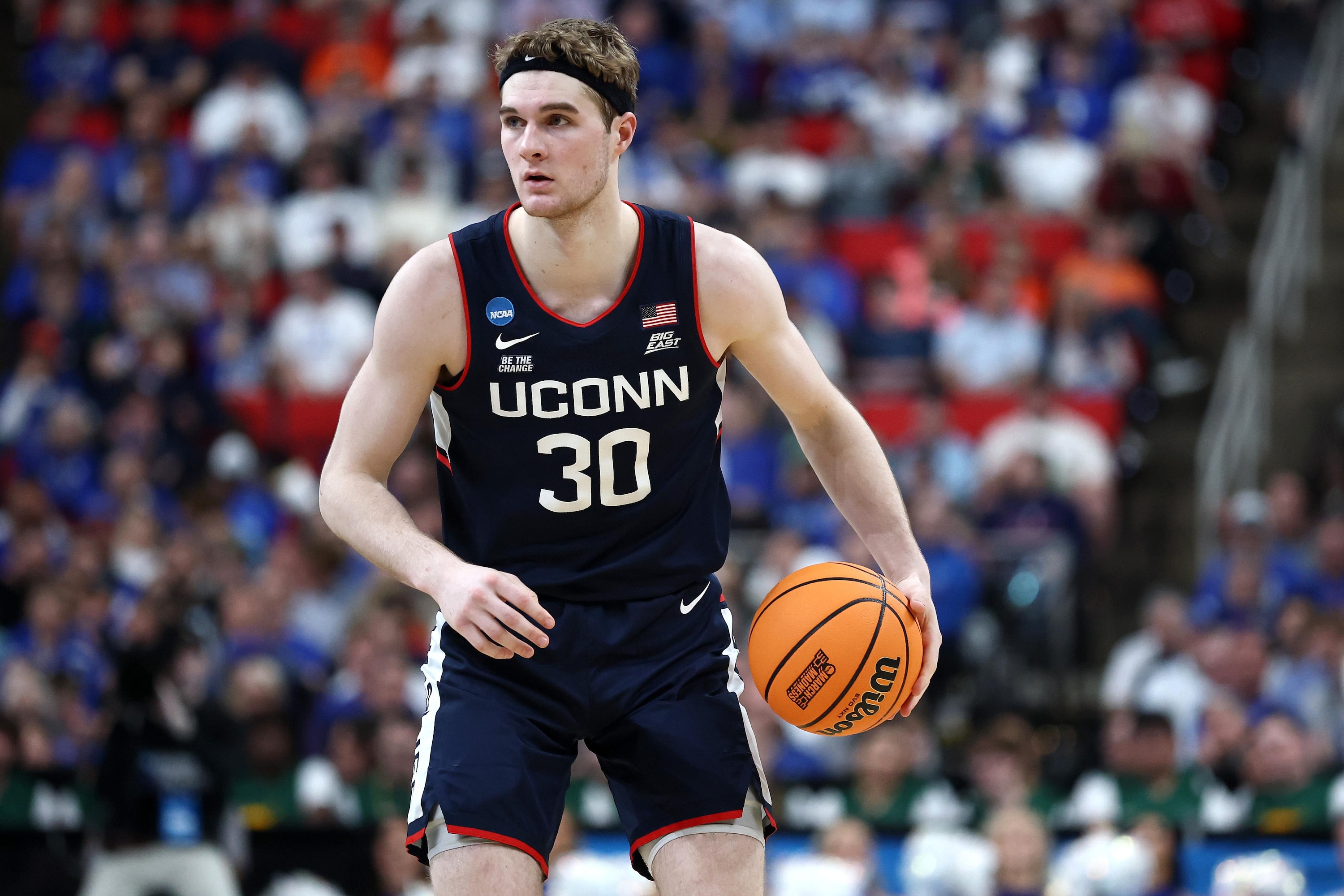 UConn's Liam McNeeley Reportedly Has Momentum After Positive Workouts Before NBA Draft