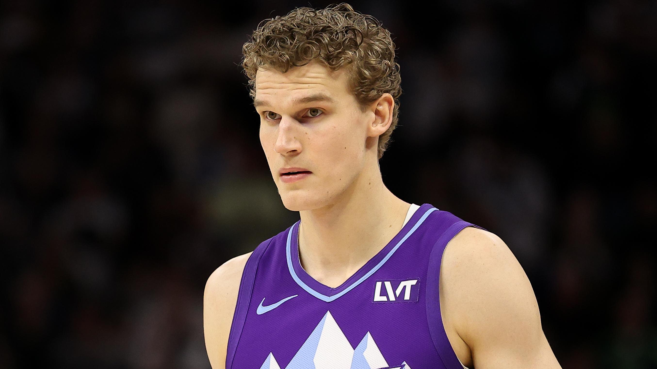 Utah Jazz v Minnesota Timberwolves