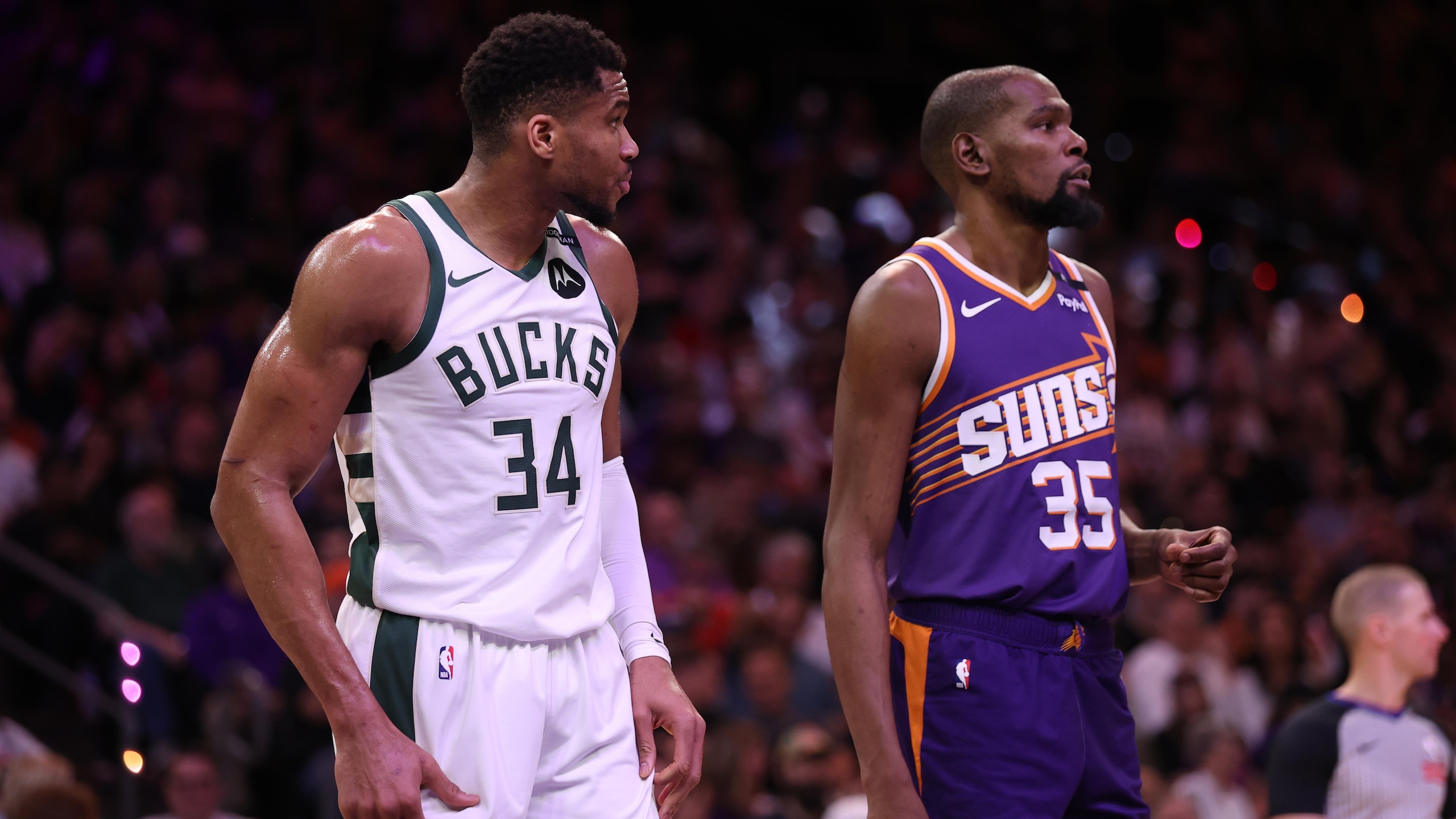 Milwaukee Bucks v Phoenix Suns