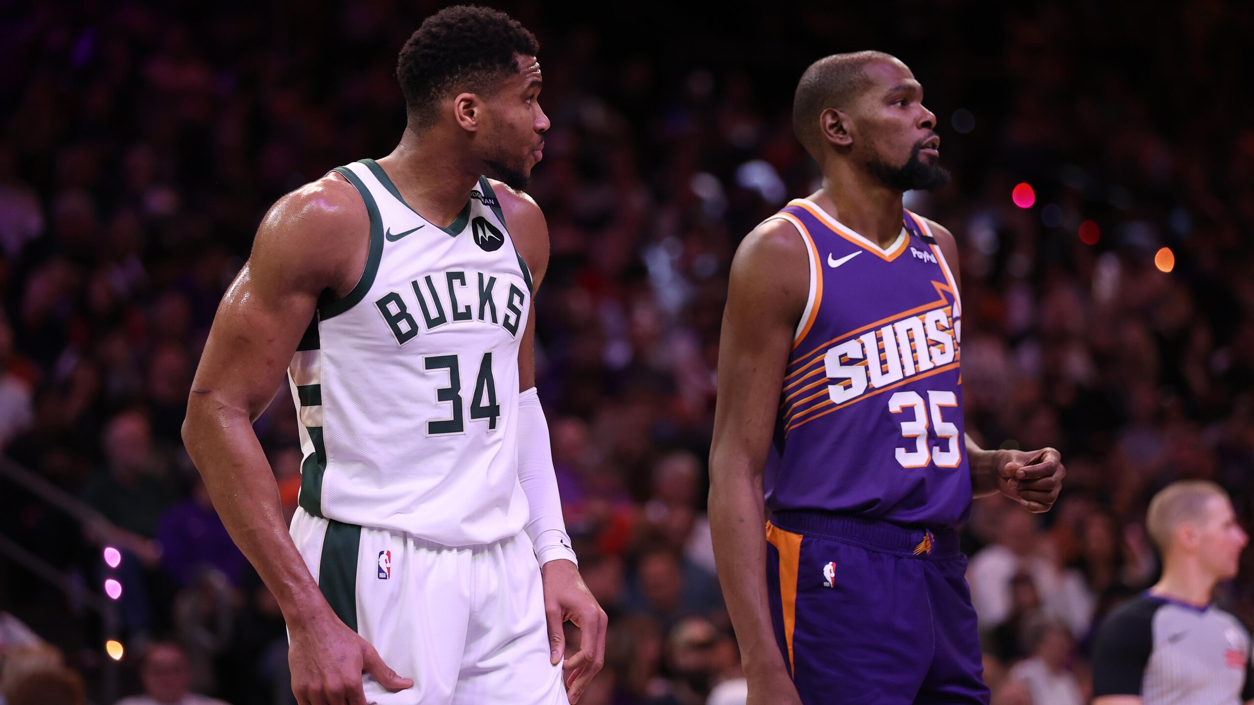Milwaukee Bucks v Phoenix Suns