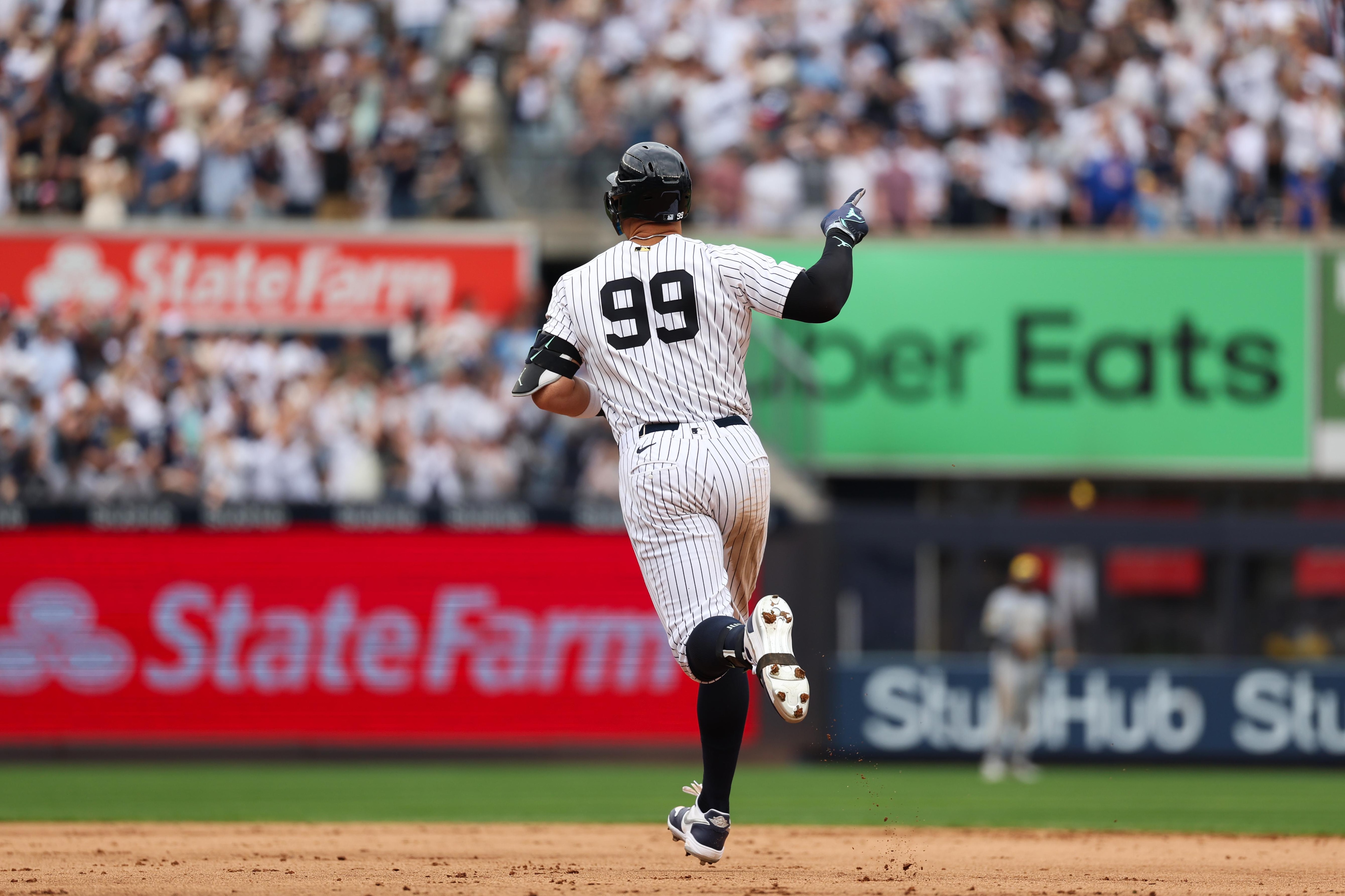 Milwaukee Brewers v New York Yankees
