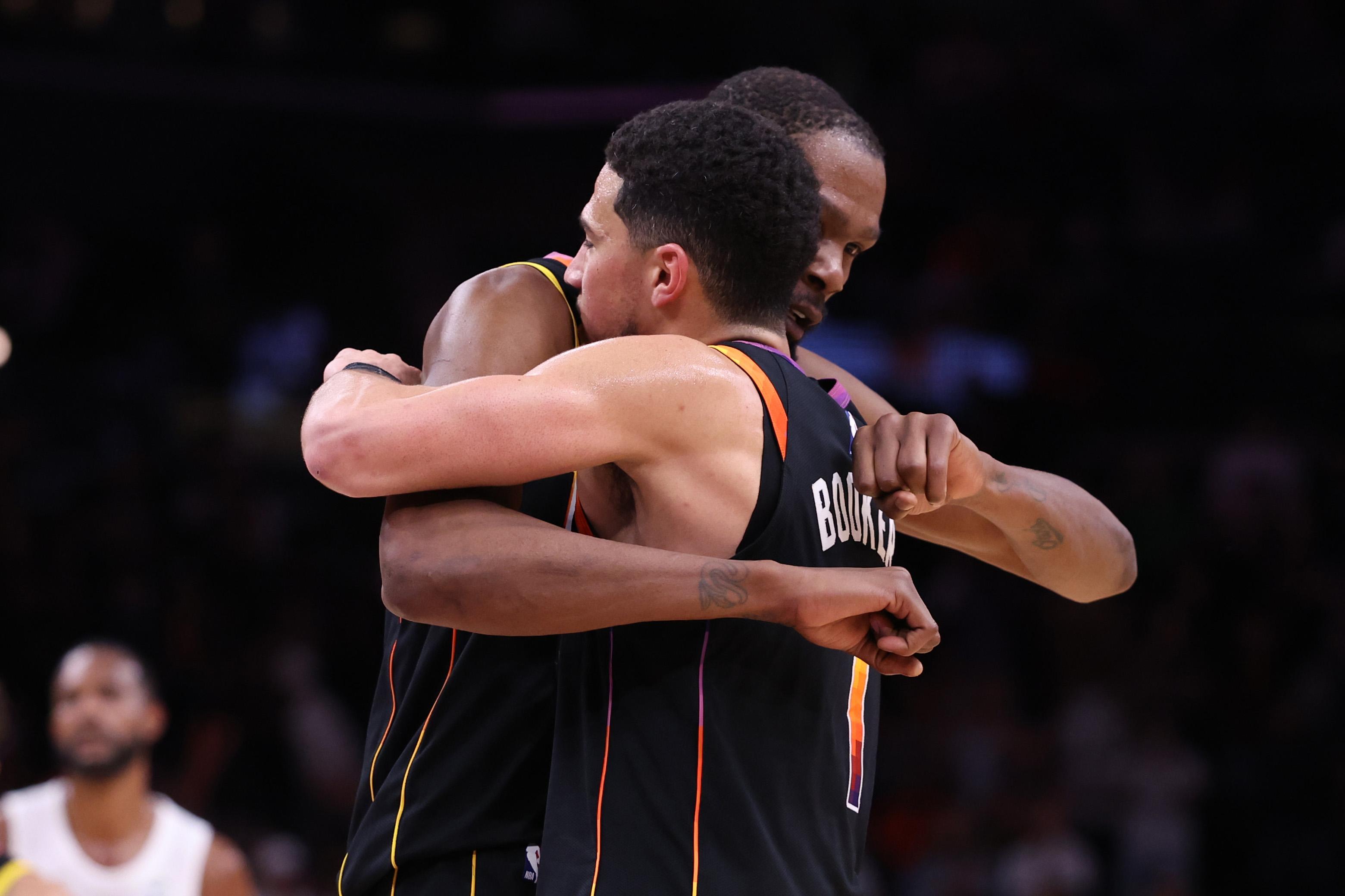 Cleveland Cavaliers v Phoenix Suns