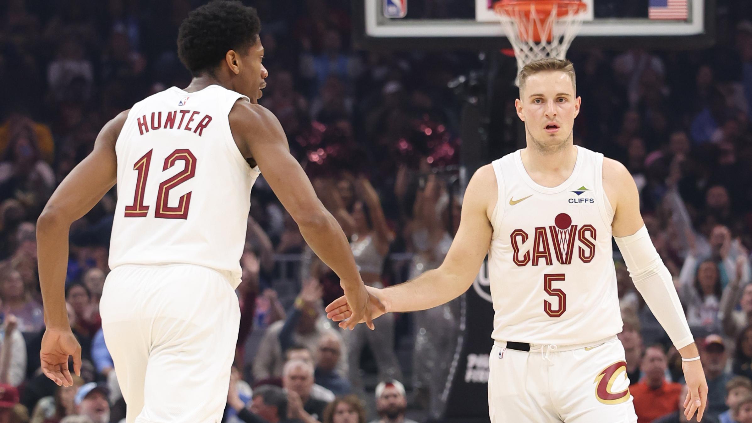 LA Clippers v Cleveland Cavaliers