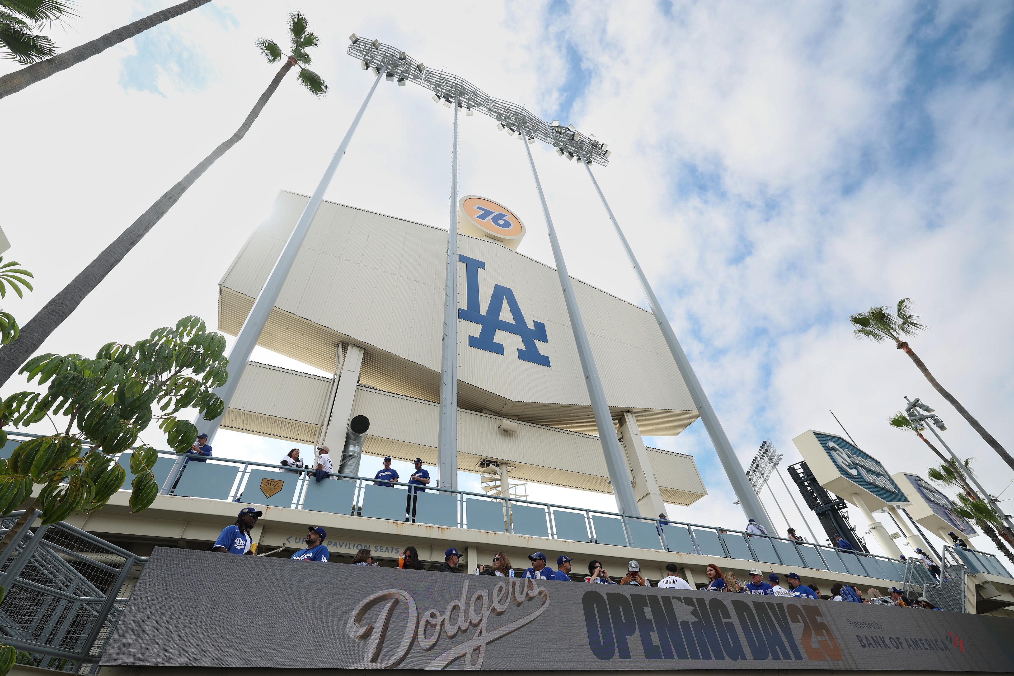 Detroit Tigers v Los Angeles Dodgers Detroit Tigers v Los Angeles Dodgers