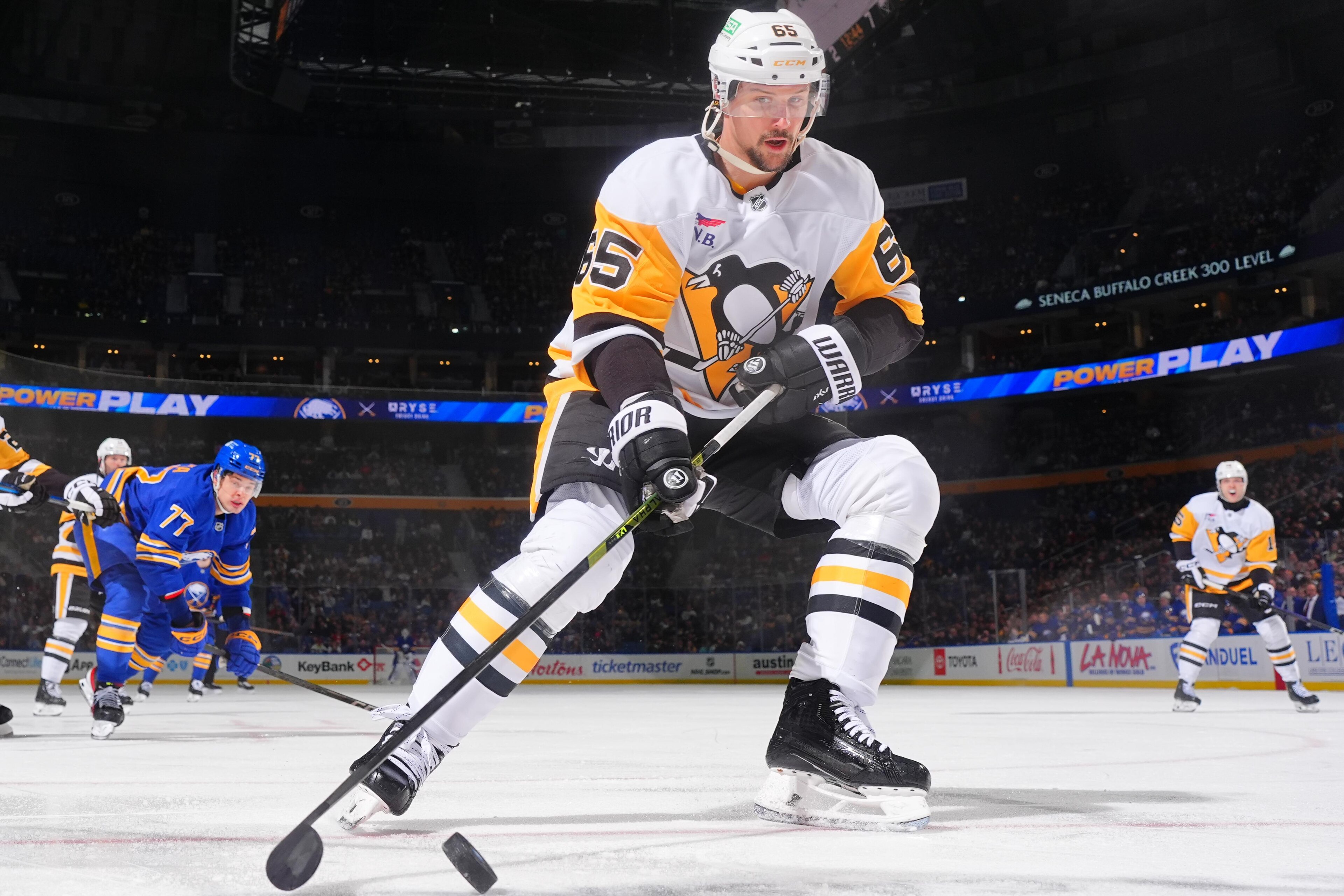 Pittsburgh Penguins v Buffalo Sabres