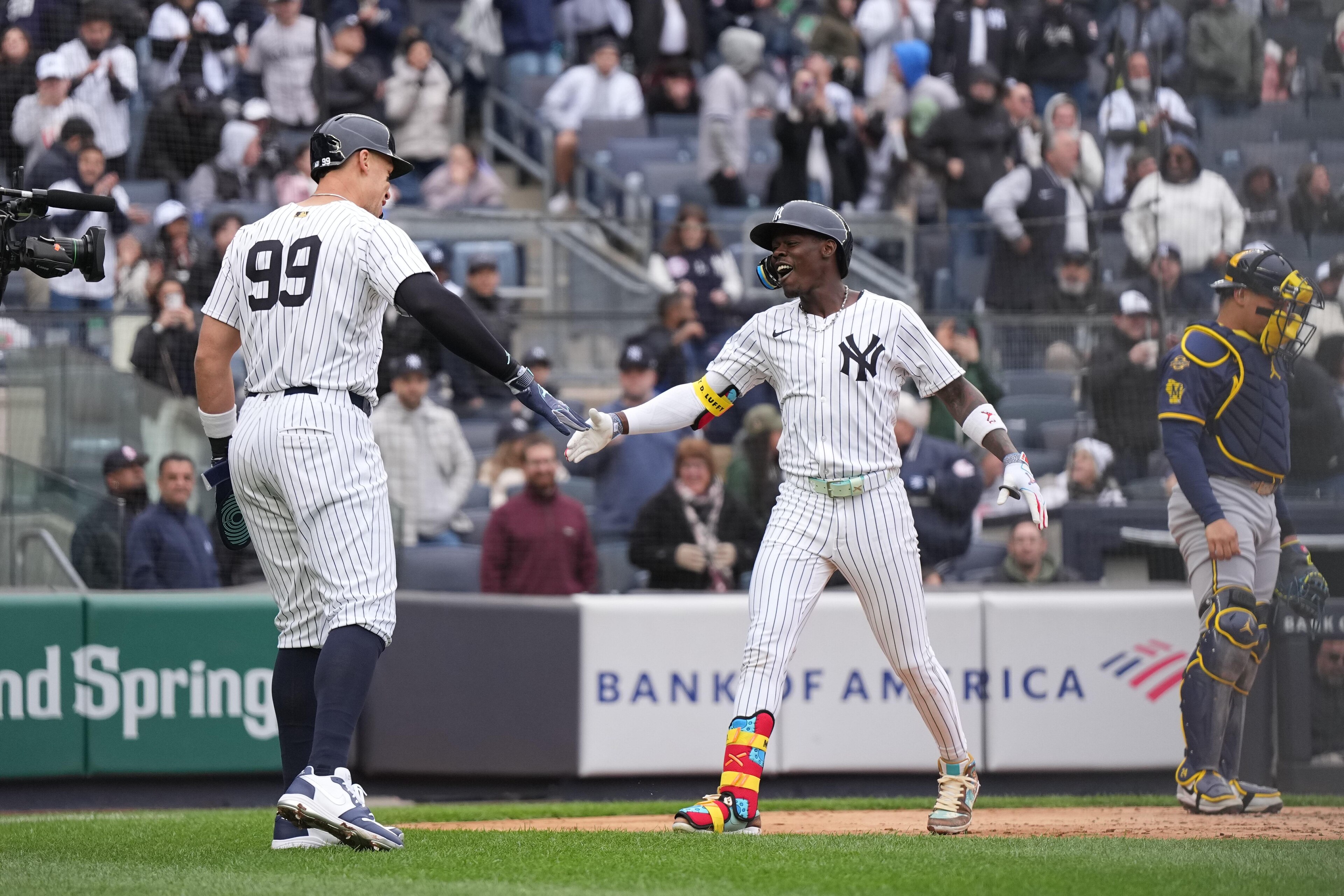 New York Yankees vs Milwaukee Brewers