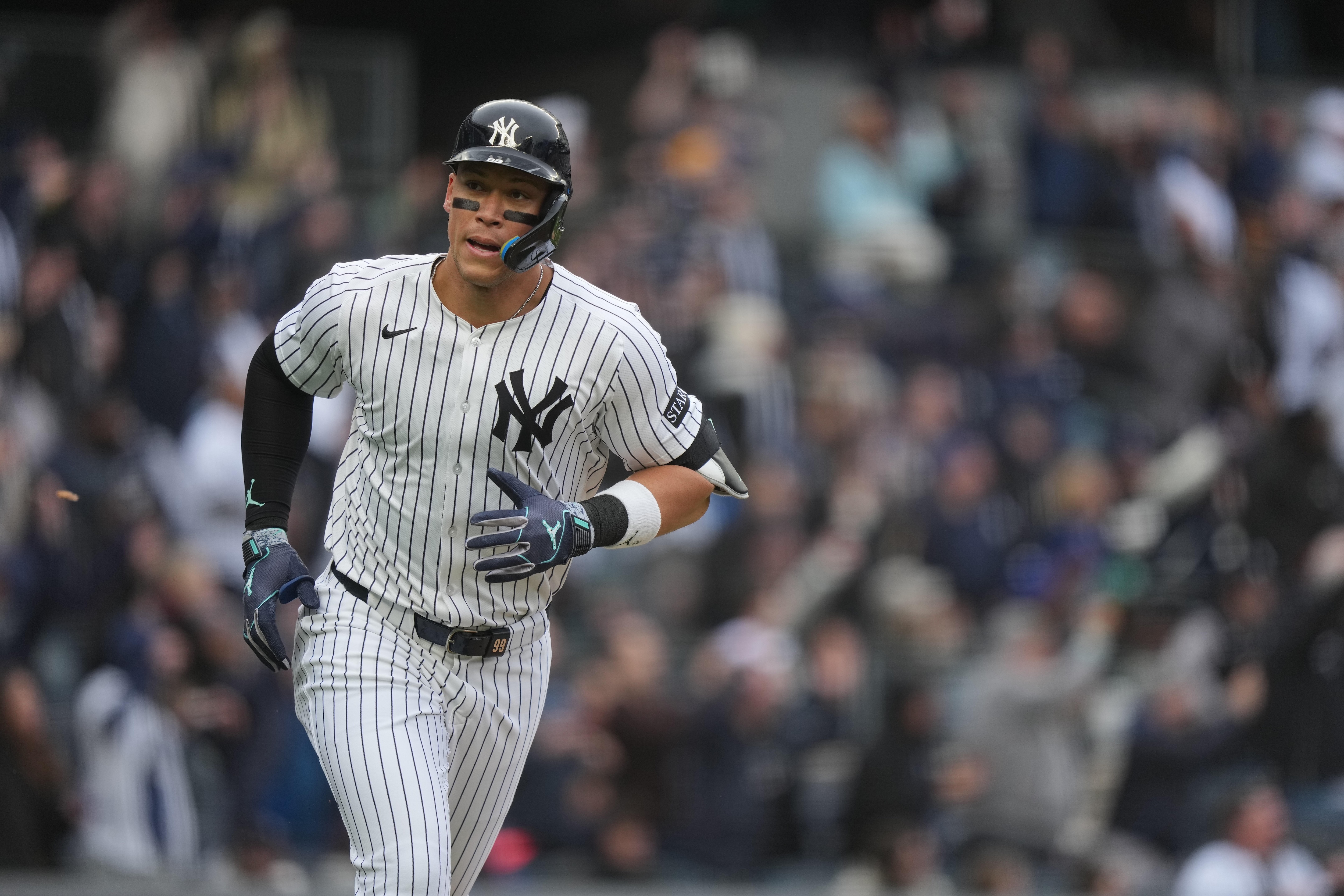 New York Yankees vs Milwaukee Brewers
