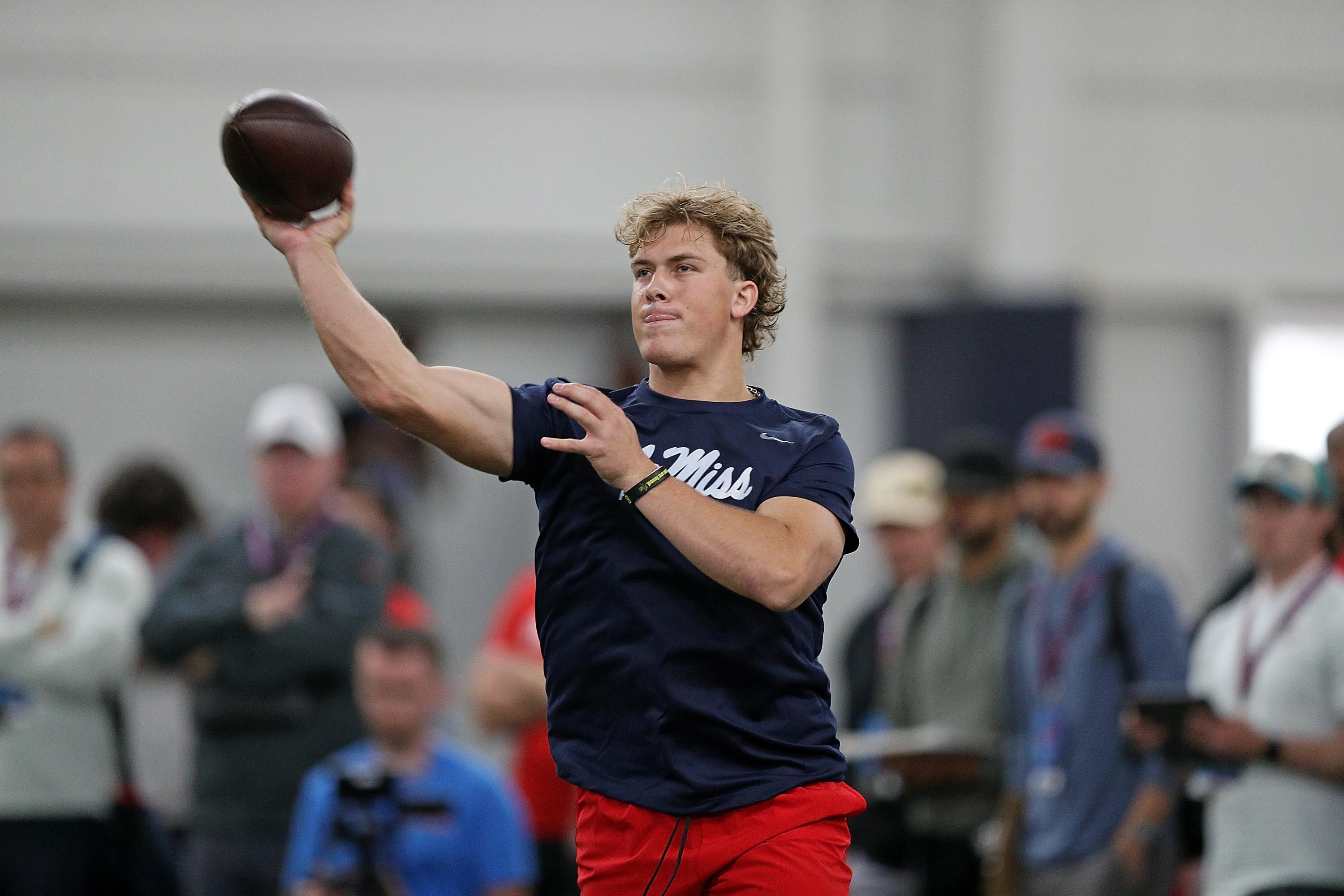 Jaxson Dart Impresses Fans at Ole Miss Pro Day amid Giants, Cowboys, NFL Draft Rumors