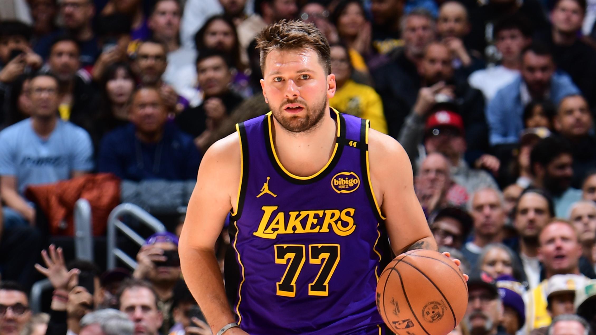 Houston Rockets v Los Angeles Lakers