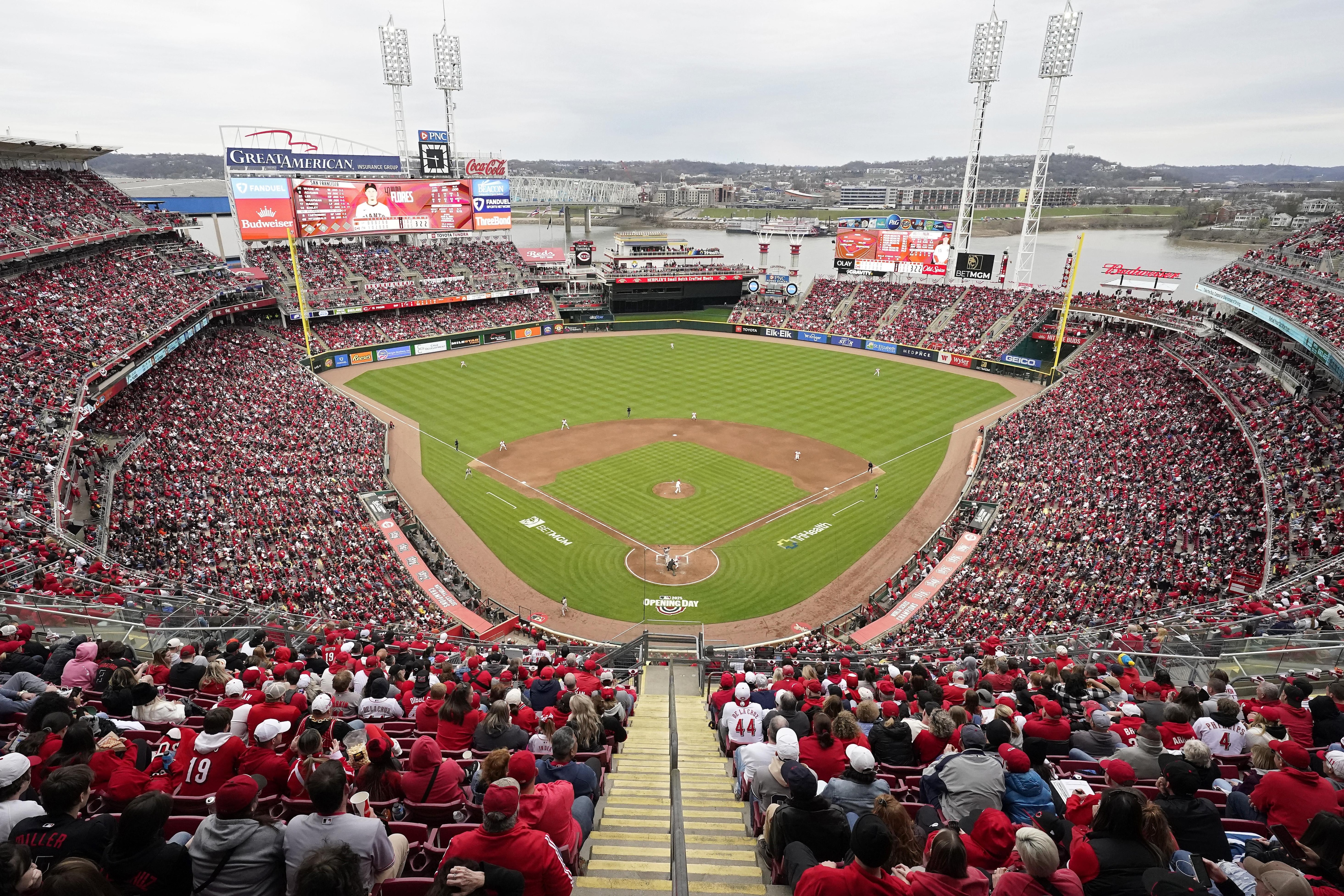 San Francisco Giants v Cincinnati Reds