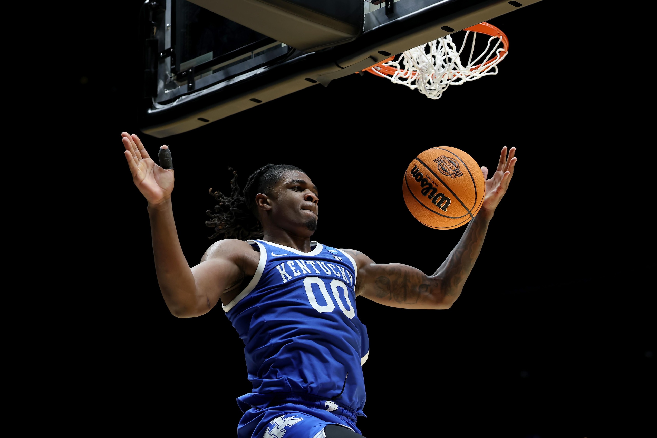 Kentucky v Tennessee Kentucky v Tennessee