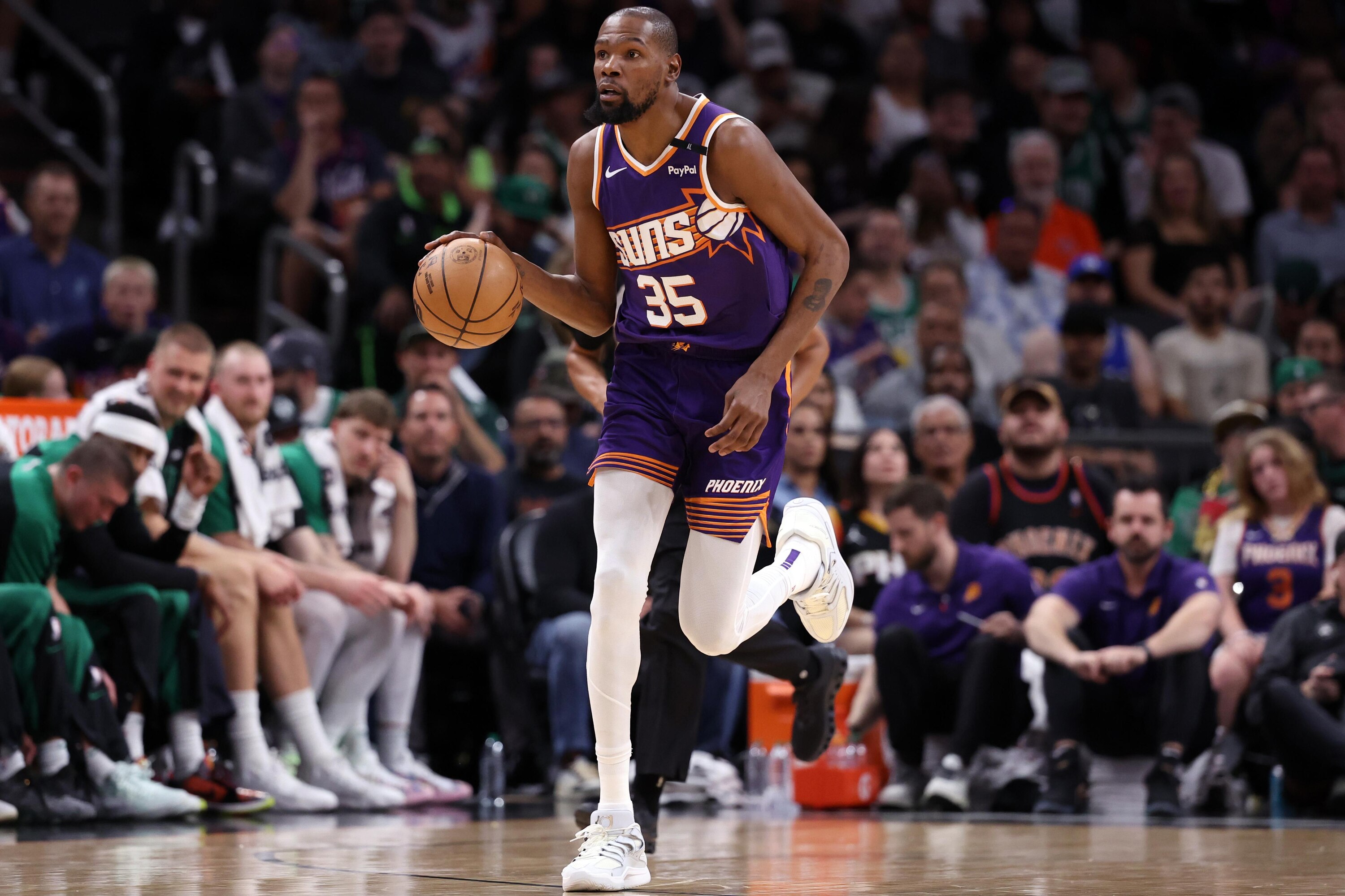 Why Knicks, Wolves Reportedly Backed Off Kevin Durant Trade amid NBA Rumors