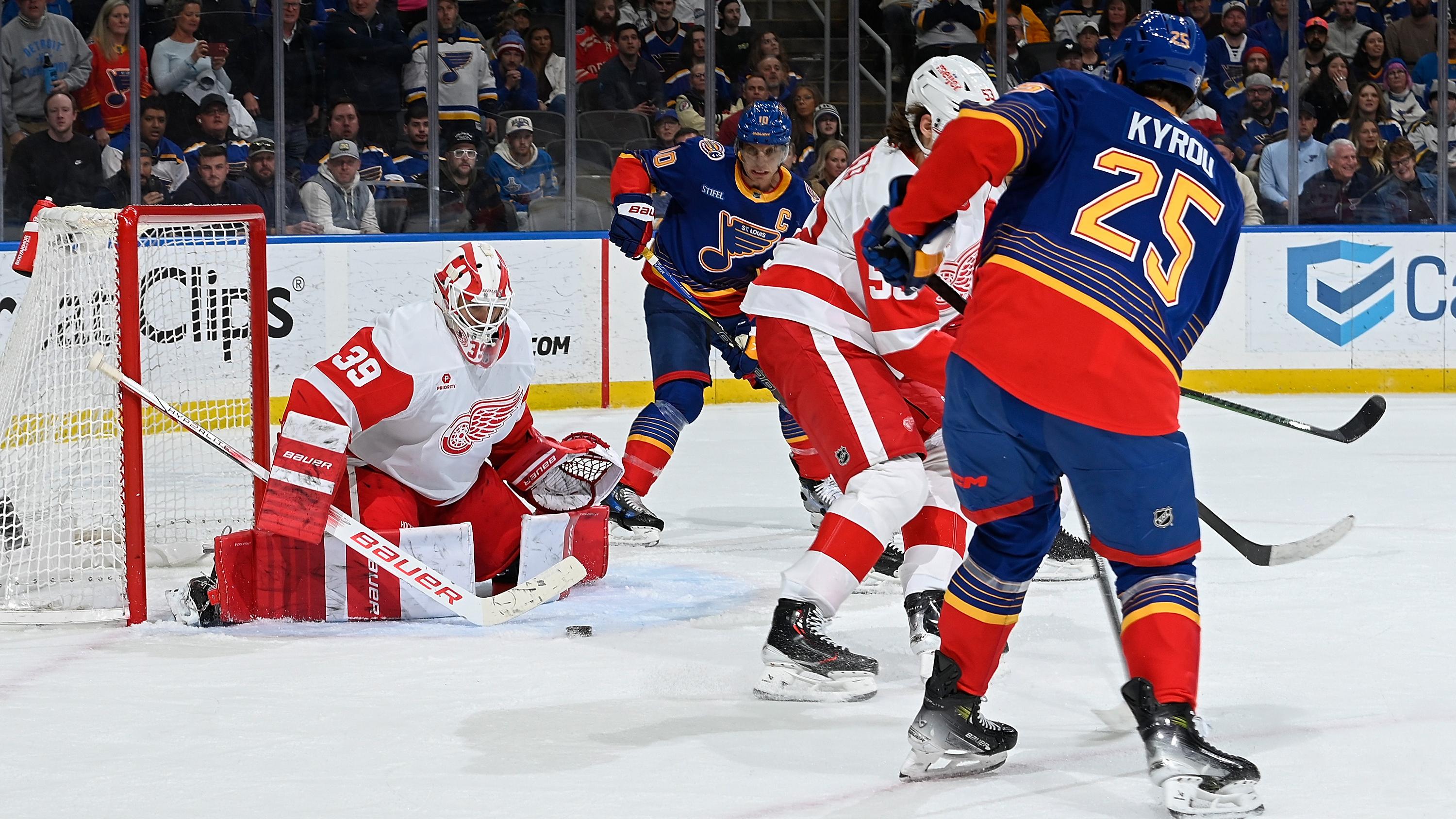 Detriot Red Wings v St Louis Blues