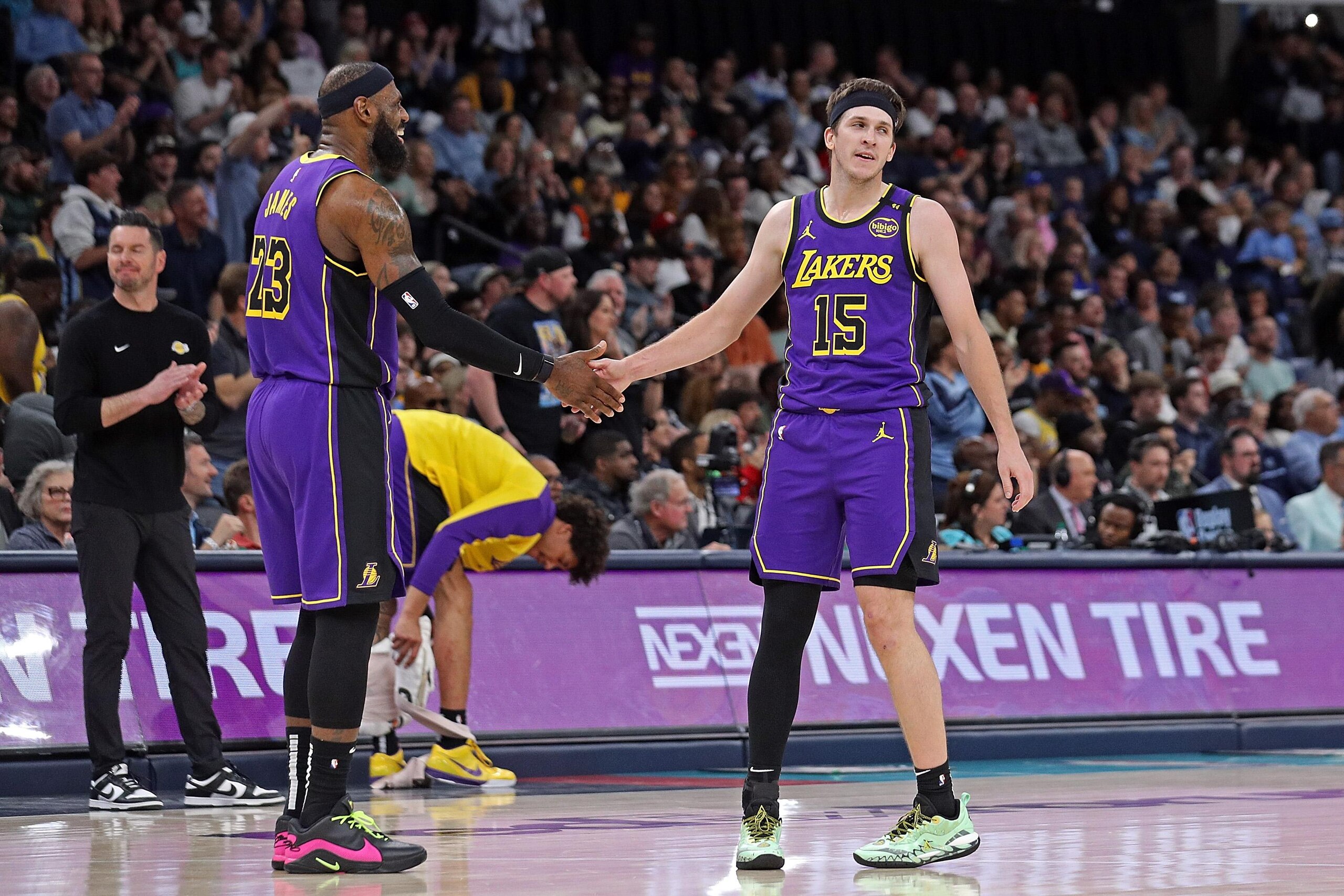 Los Angeles Lakers v Memphis Grizzlies