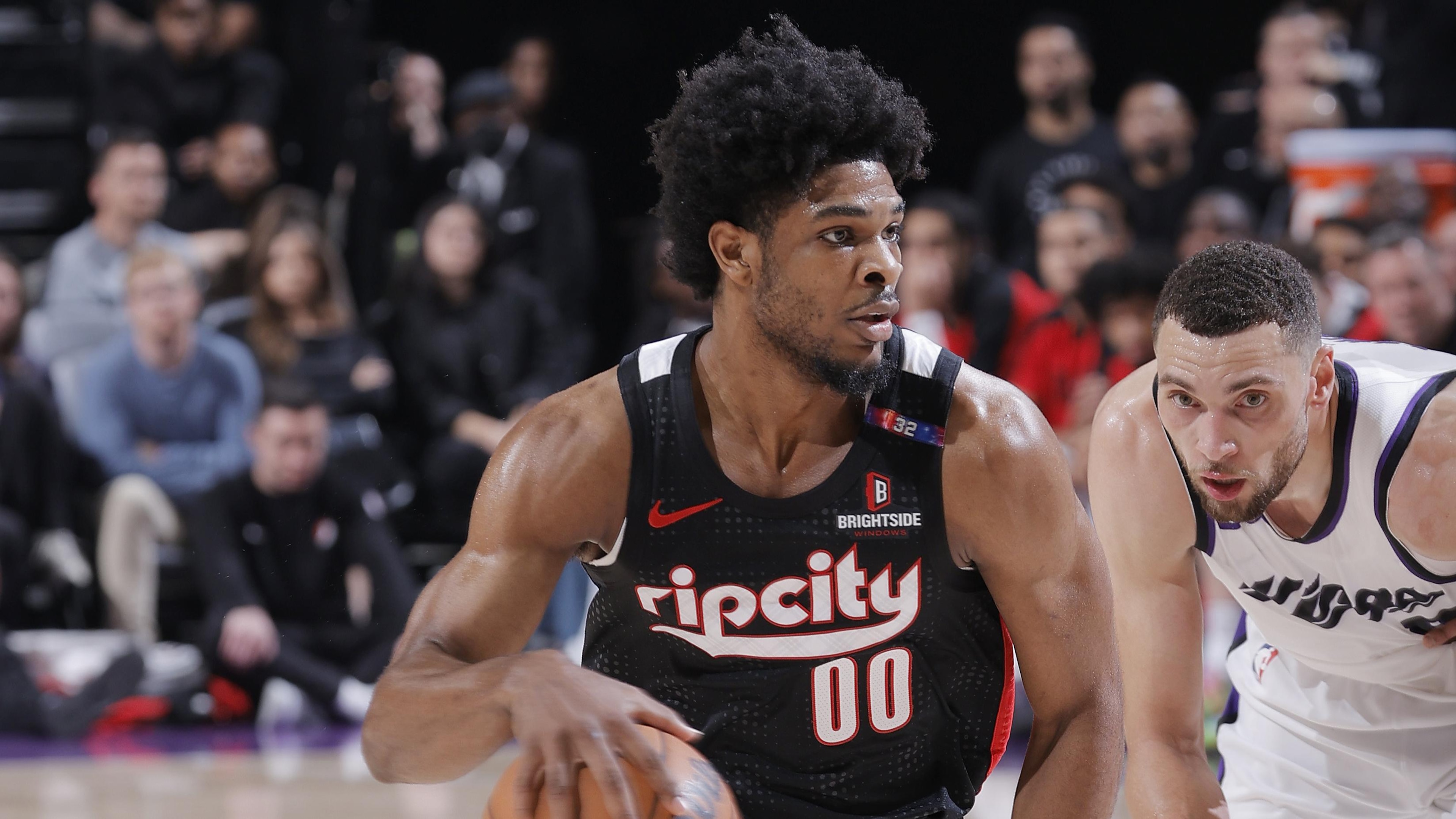 Portland Trail Blazers v Sacramento Kings Portland Trail Blazers v Sacramento Kings