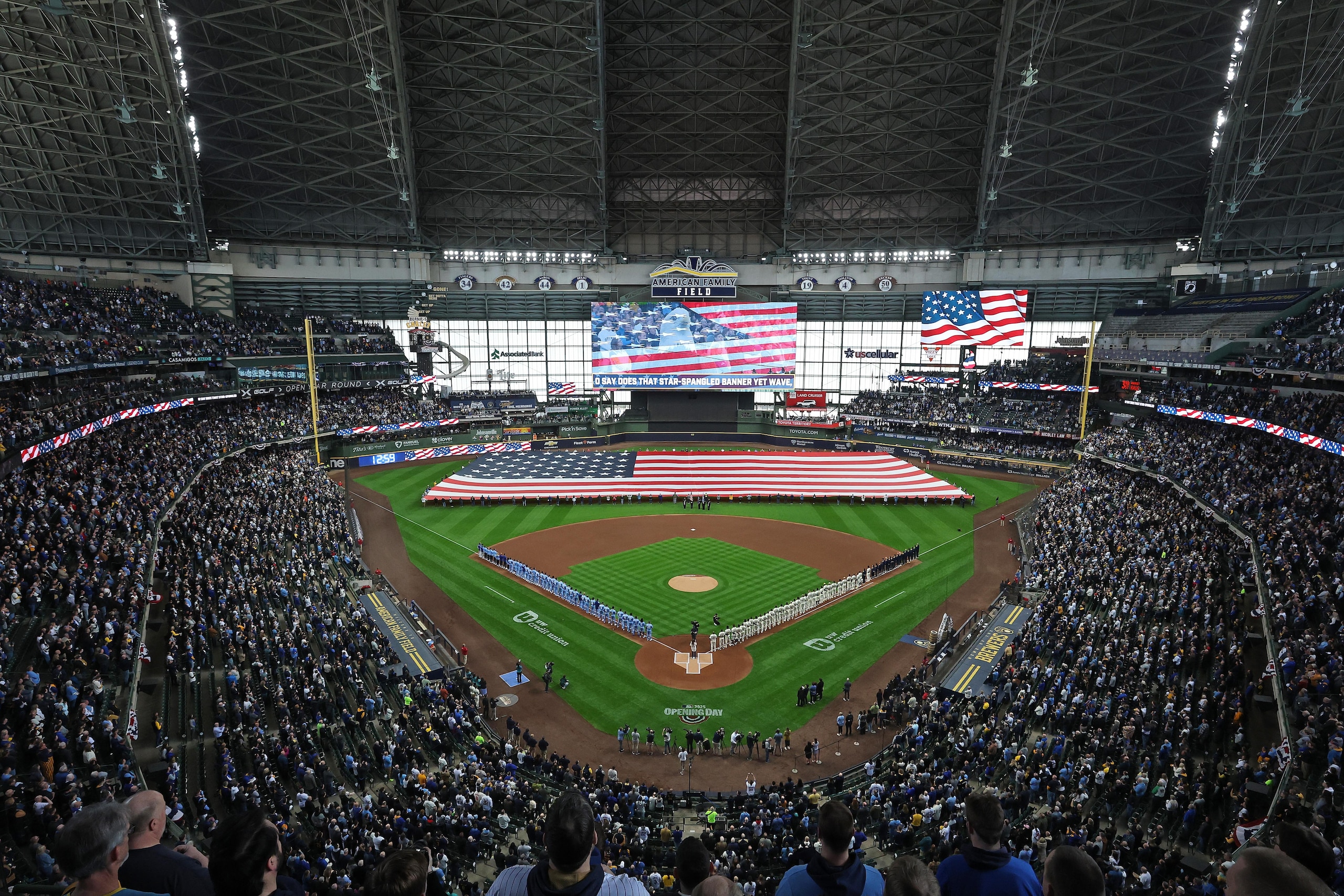 Kansas City Royals v Milwaukee Brewers
