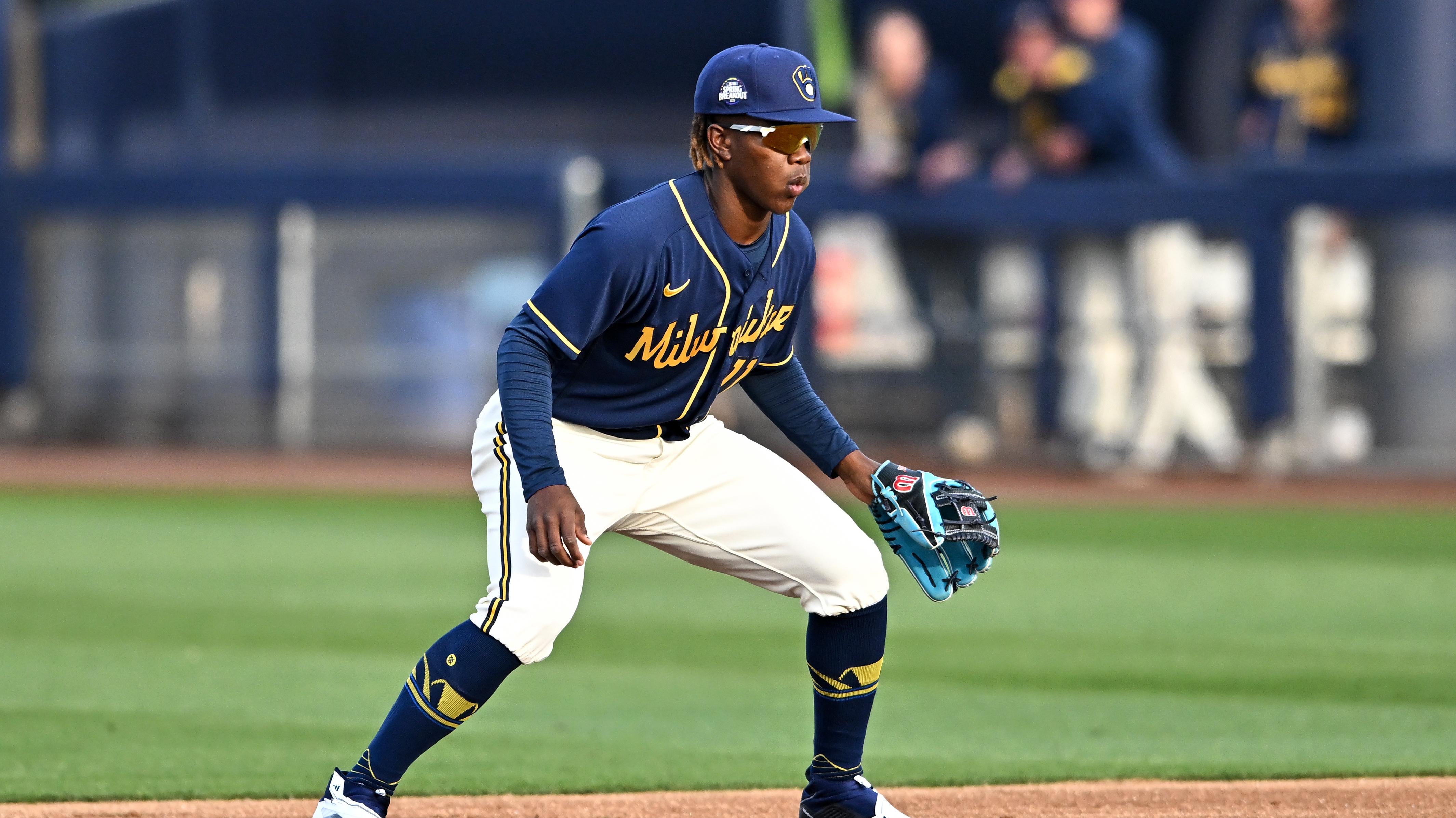 Spring Breakout - Cincinnati Reds v Milwaukee Brewers
