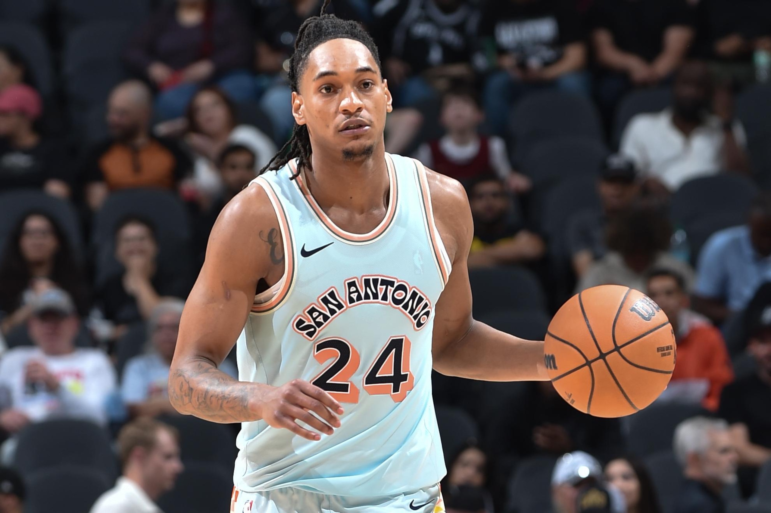 Cleveland Cavaliers v San Antonio Spurs
