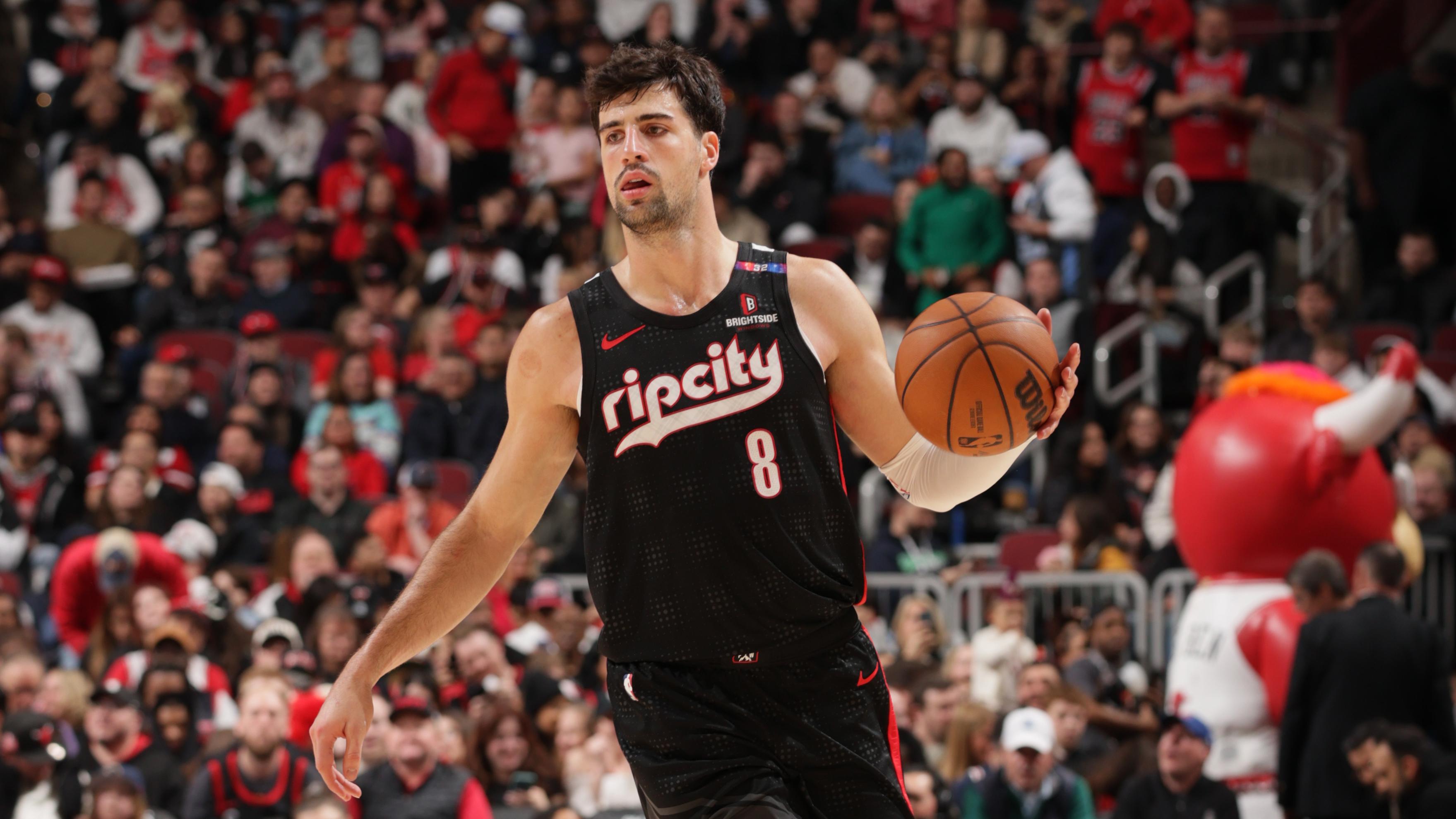 Portland Trail Blazers v Chicago Bulls