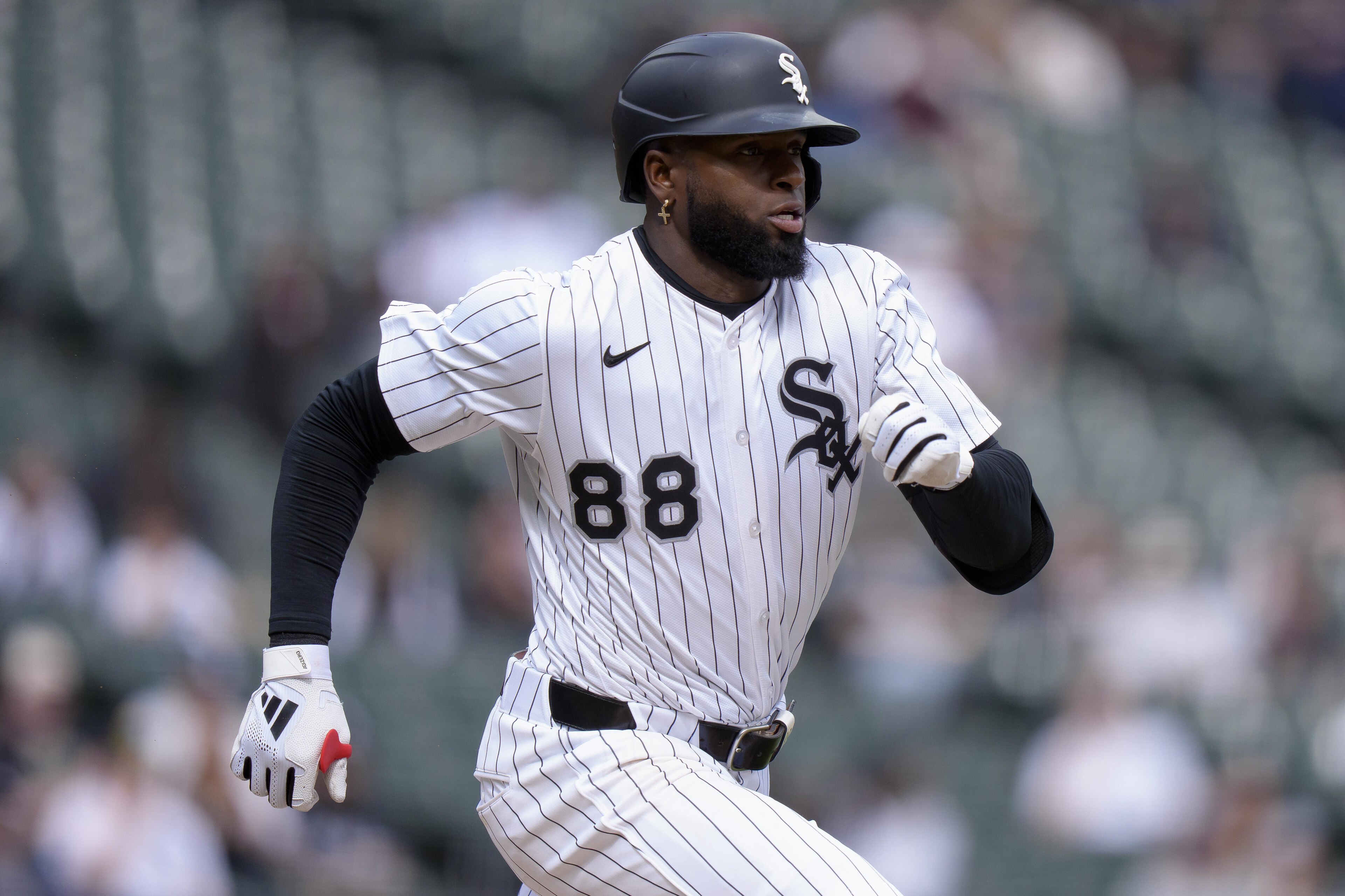 Los Angeles Angels v Chicago White Sox