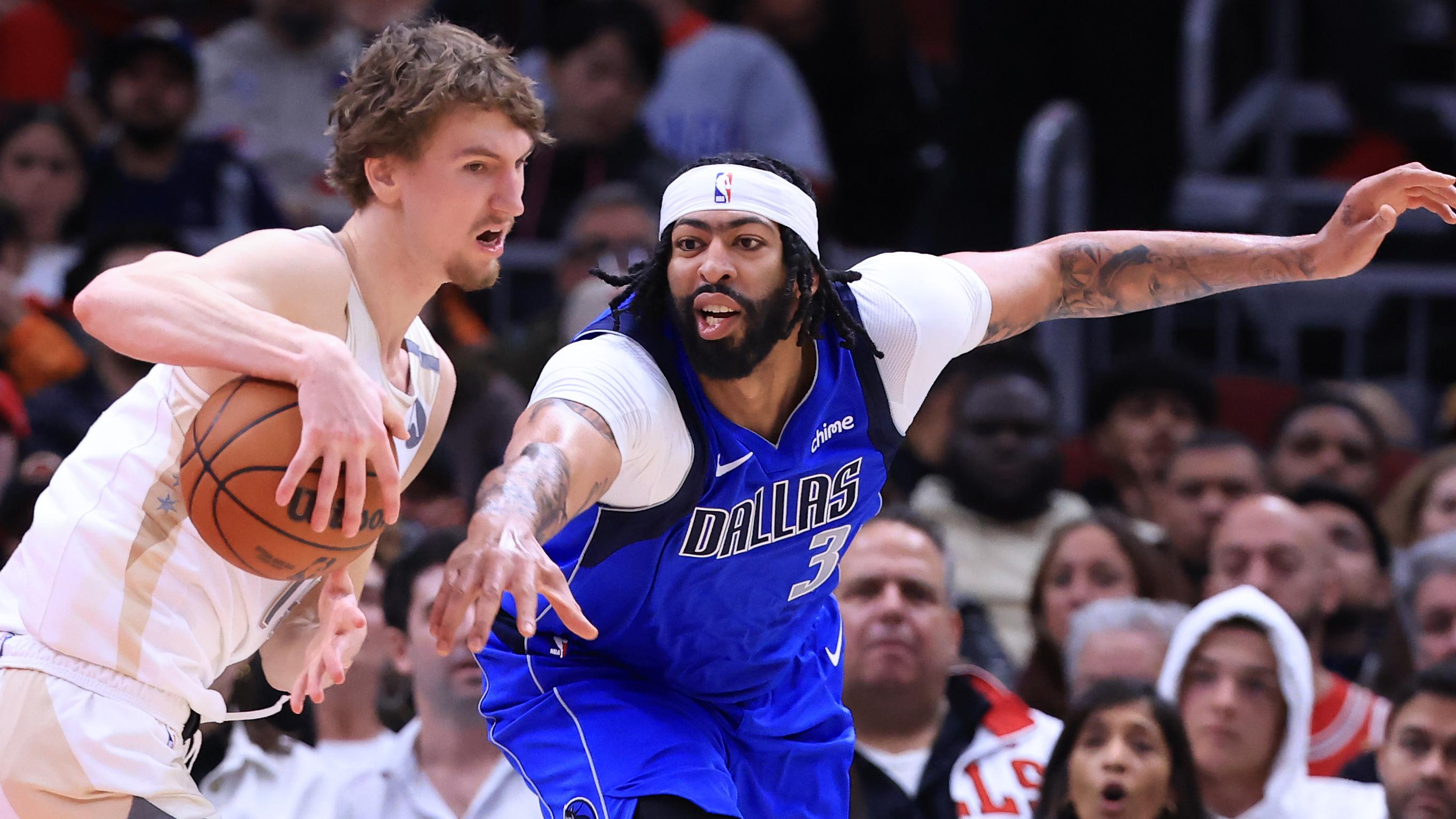 Mavericks Trade Anthony Davis to Bulls, Embrace Tank