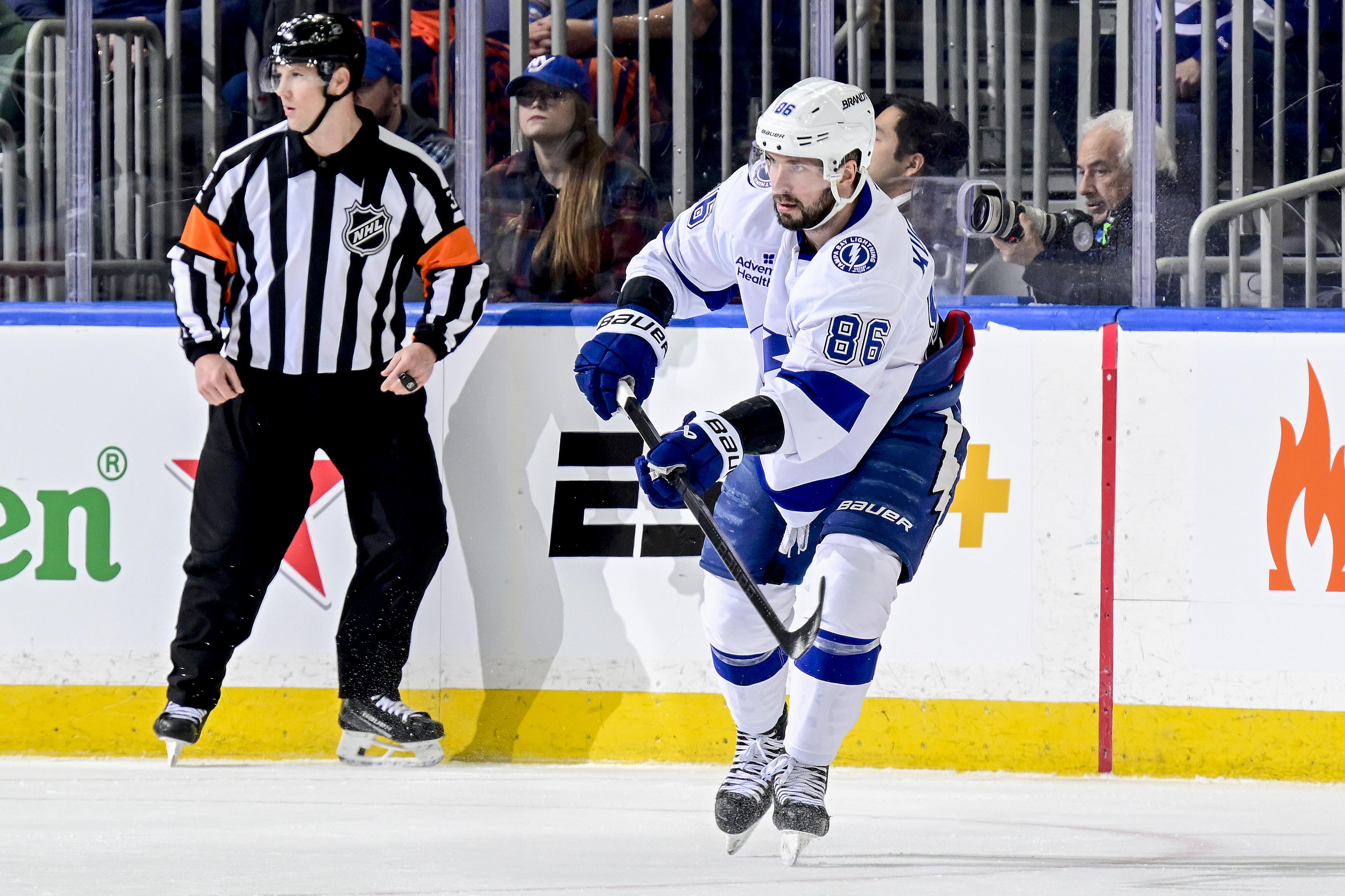 Tampa Bay Lightning v New York Islanders Tampa Bay Lightning v New York Islanders