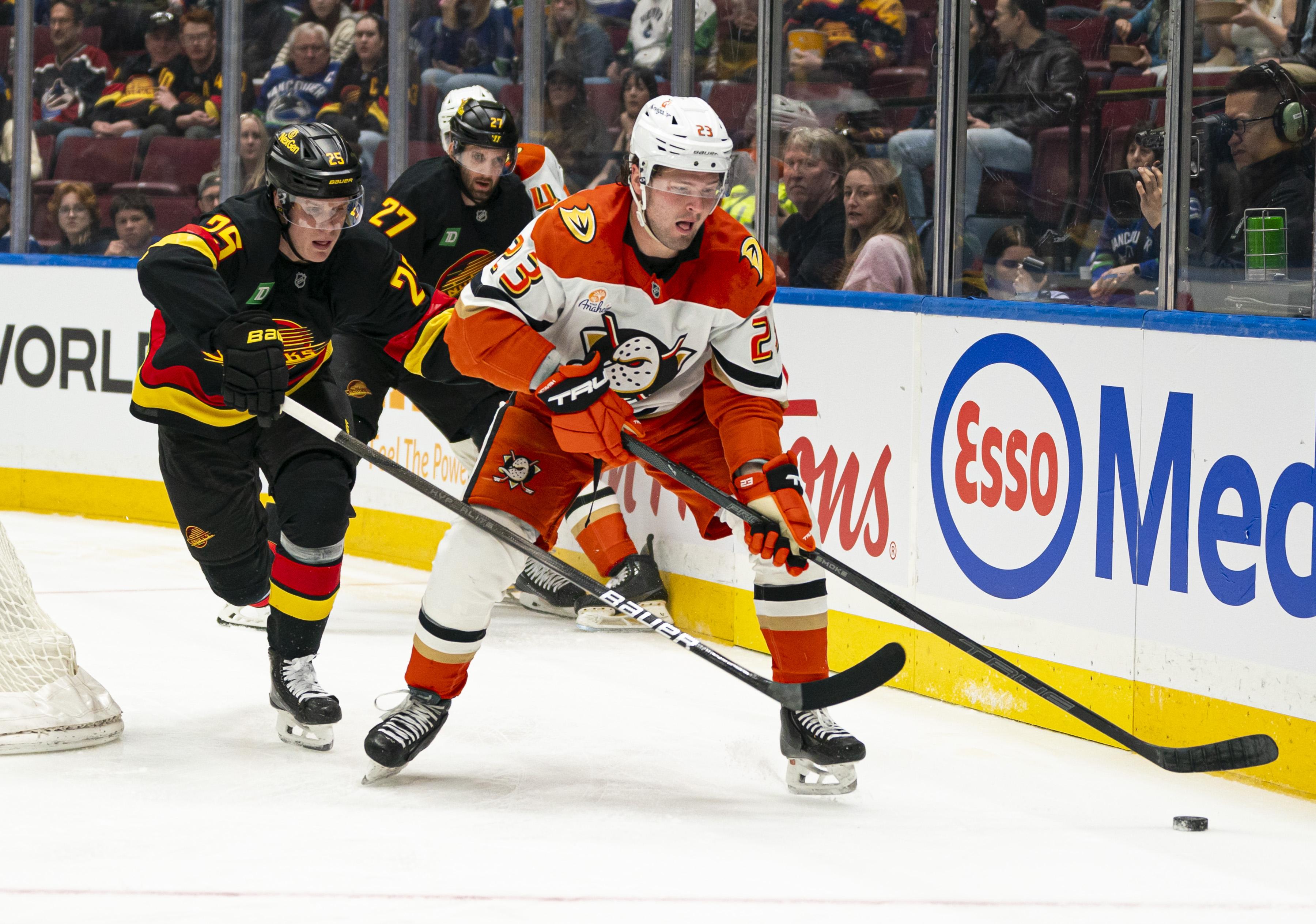 Anaheim Ducks v Vancouver Canucks