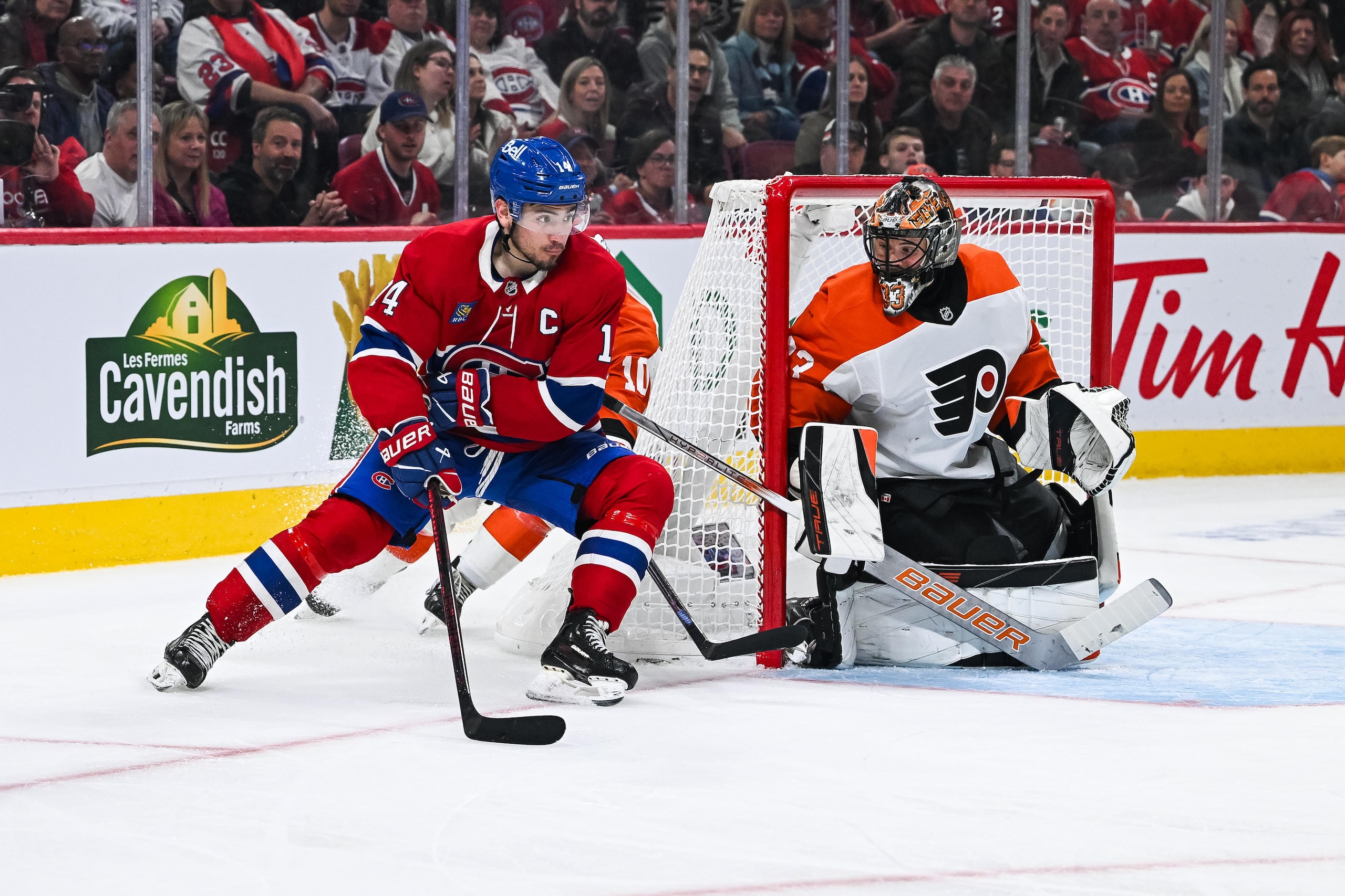 NHL: APR 05 Flyers at Canadiens NHL: APR 05 Flyers at Canadiens