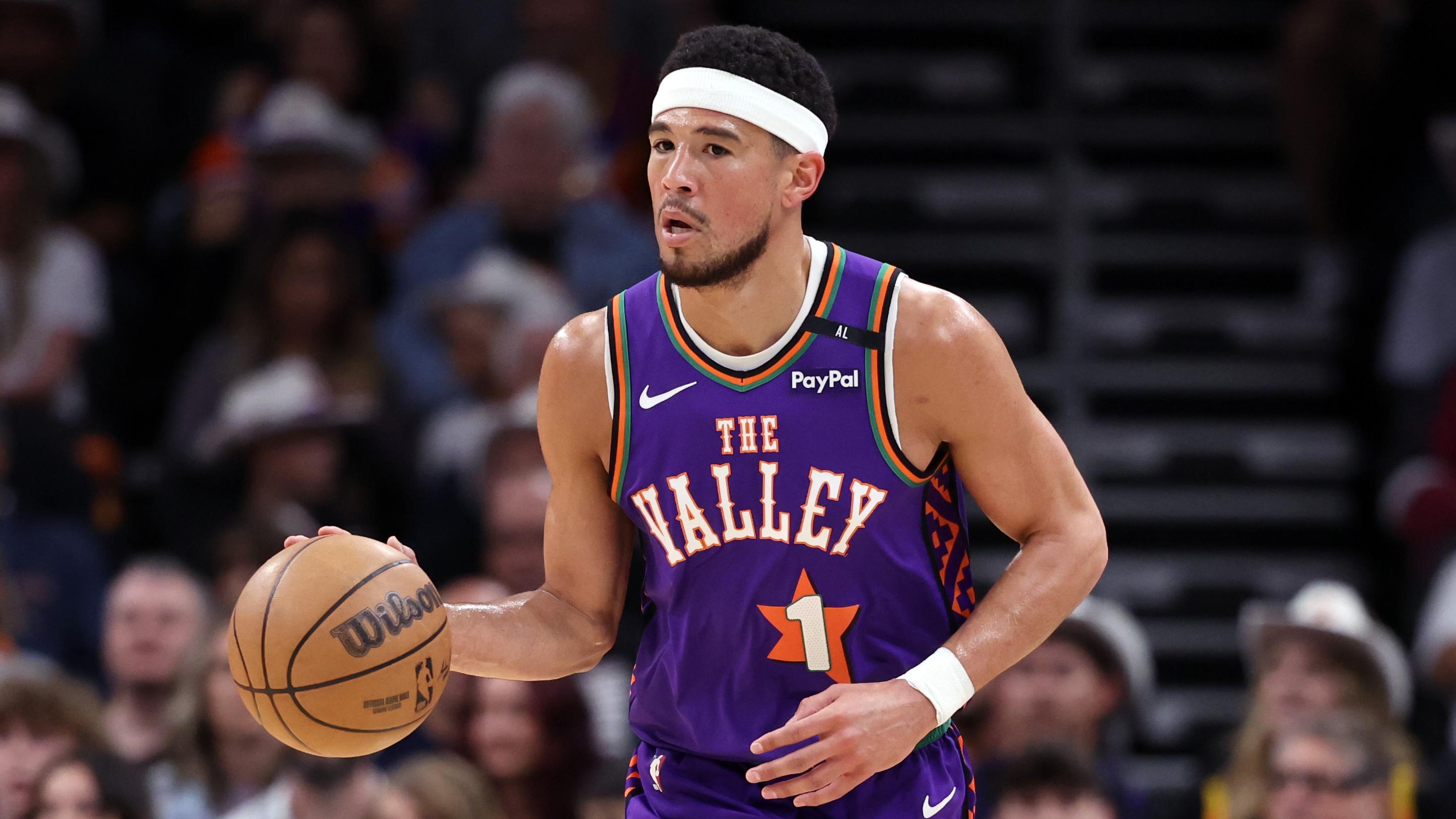 Houston Rockets v Phoenix Suns