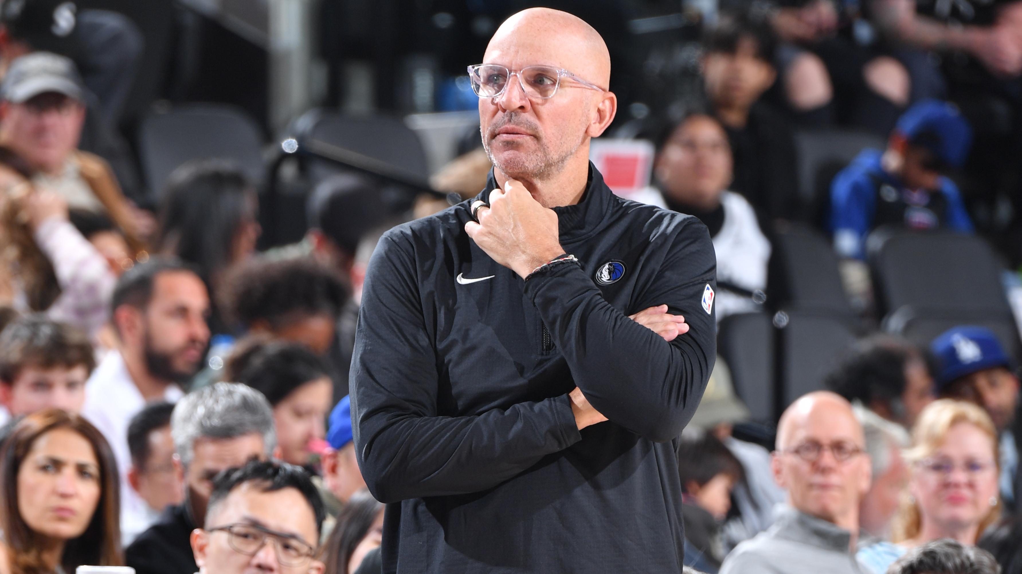 Dallas Mavericks v Los Angeles Clippers