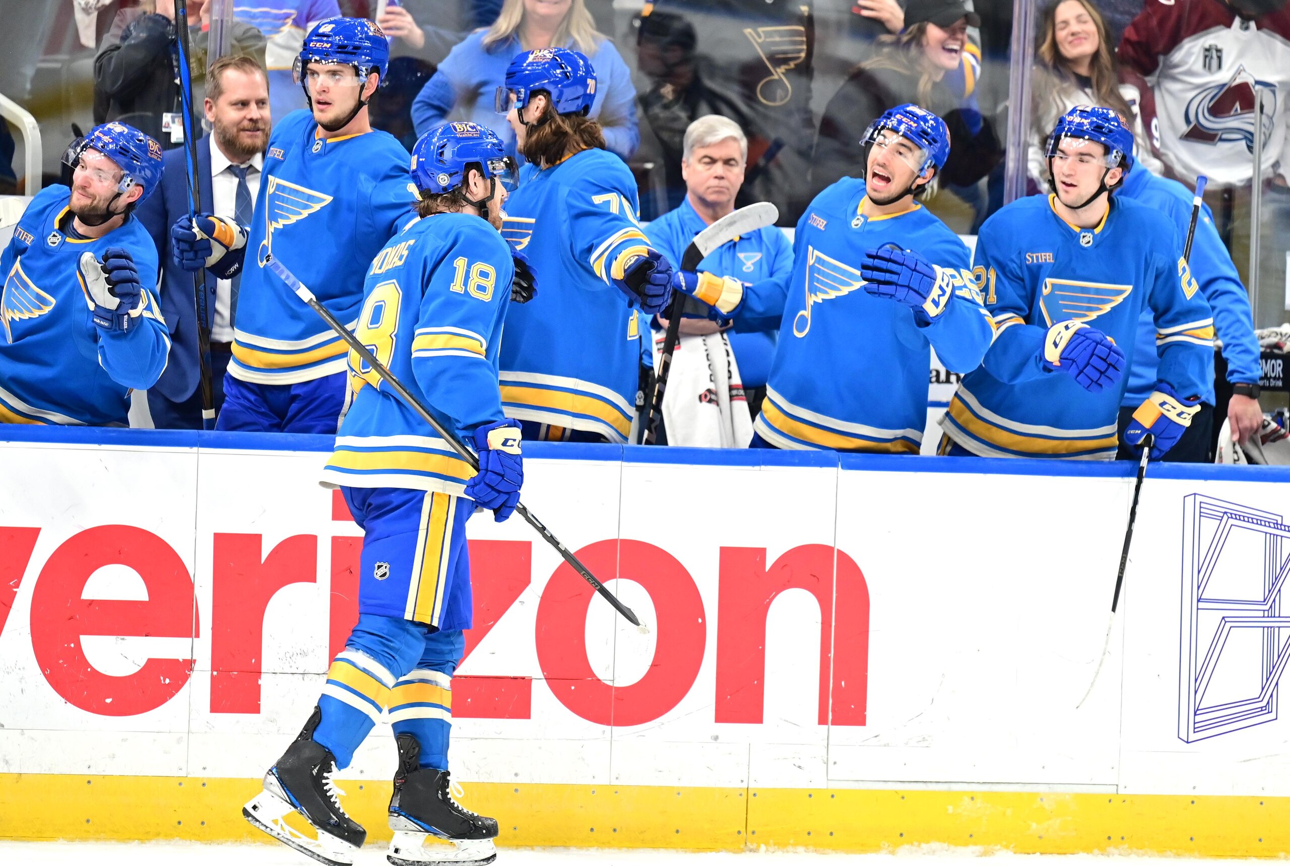 NHL: APR 05 Avalanche at Blues NHL: APR 05 Avalanche at Blues