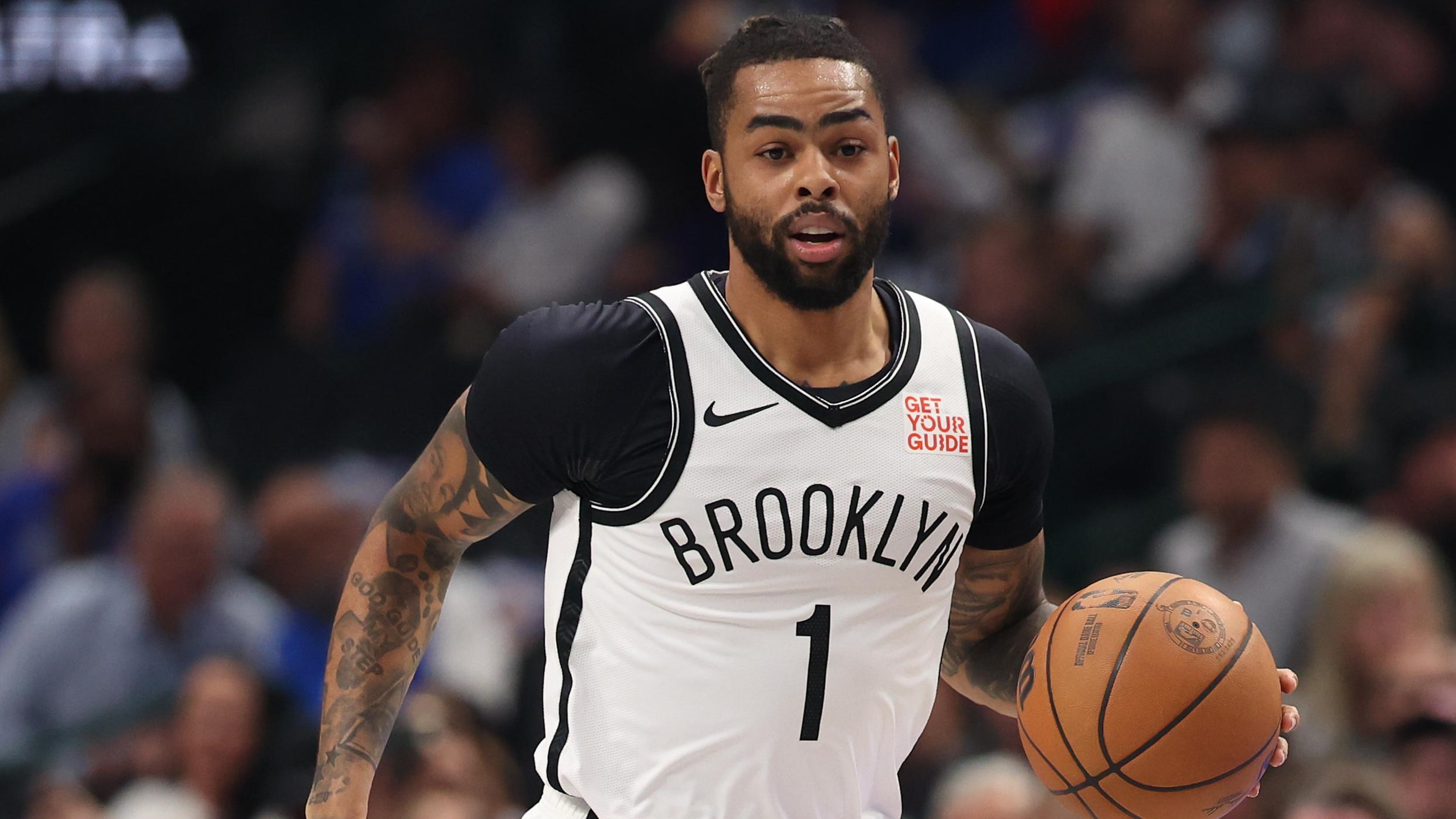 Mavs Reportedly 'Leading Suitor' for D'Angelo Russell After Kyrie Irving Contract