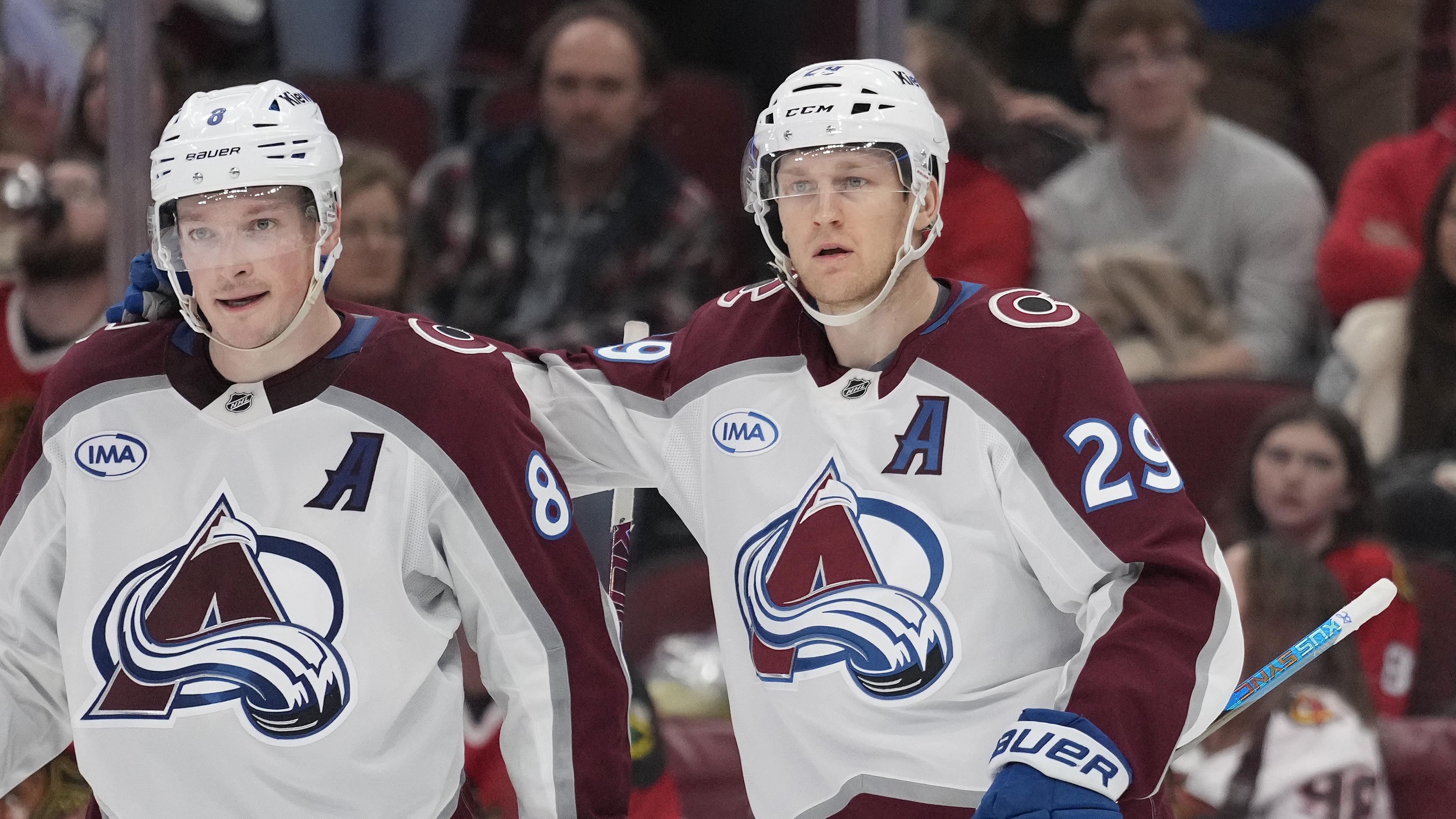 Colorado Avalanche v Chicago Blackhawks
