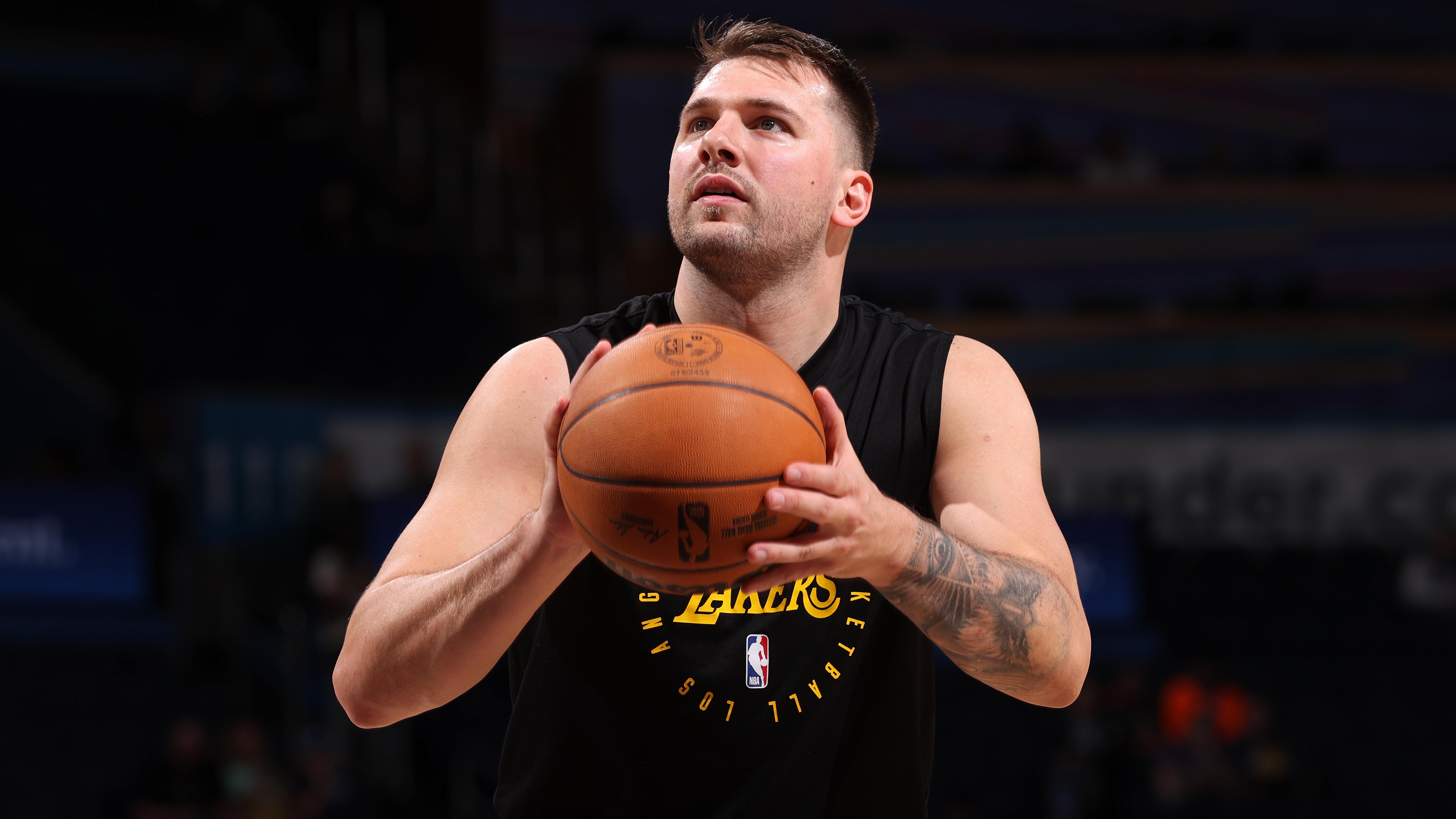 Los Angeles Lakers v Oklahoma City Thunder