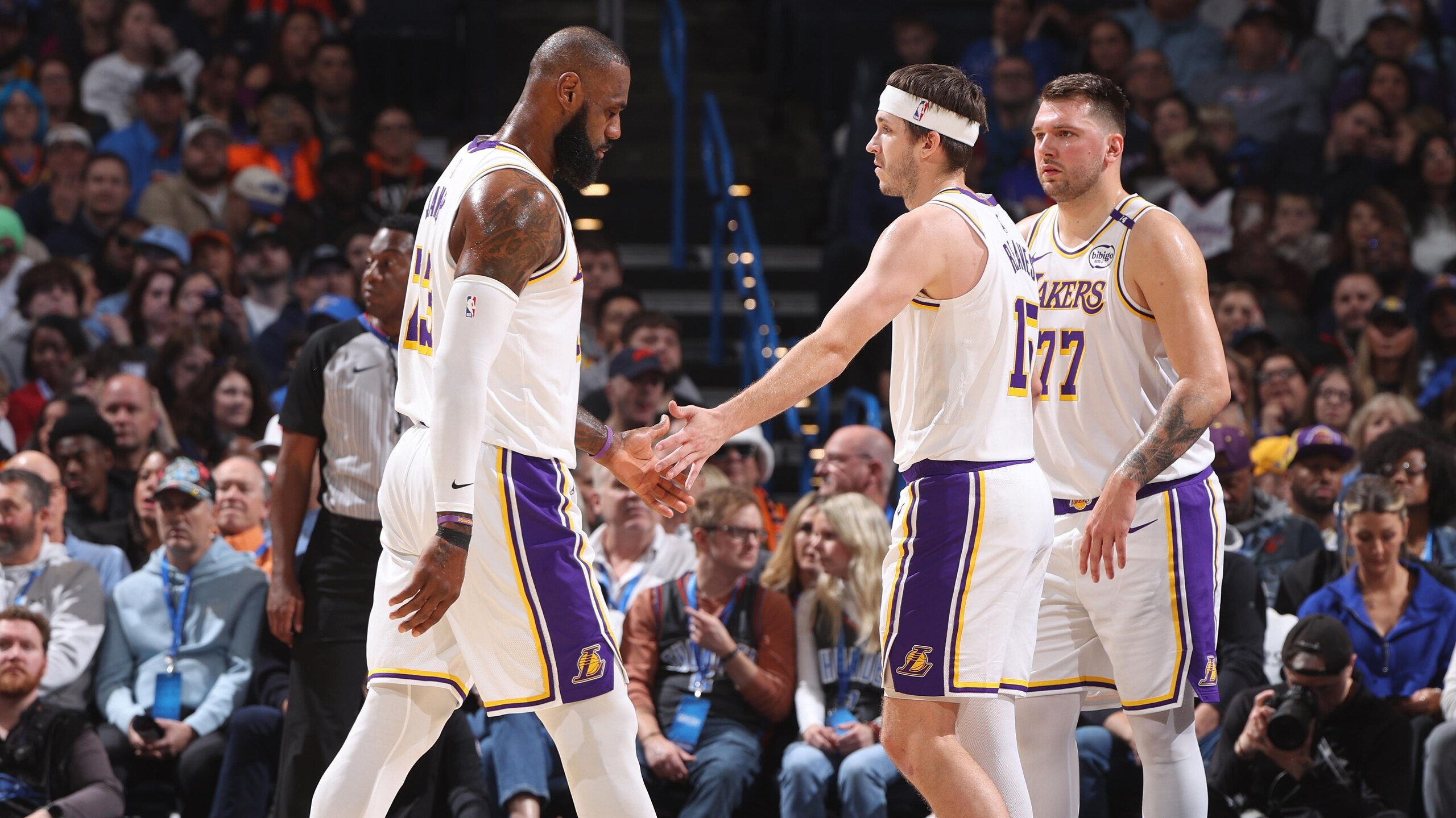 Los Angeles Lakers v Oklahoma City Thunder