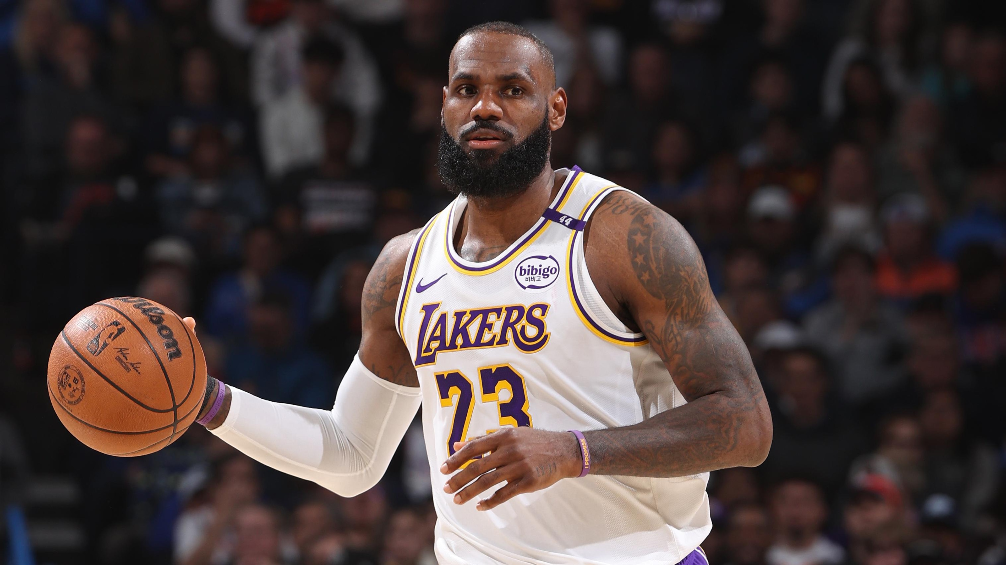 Los Angeles Lakers v Oklahoma City Thunder Los Angeles Lakers v Oklahoma City Thunder