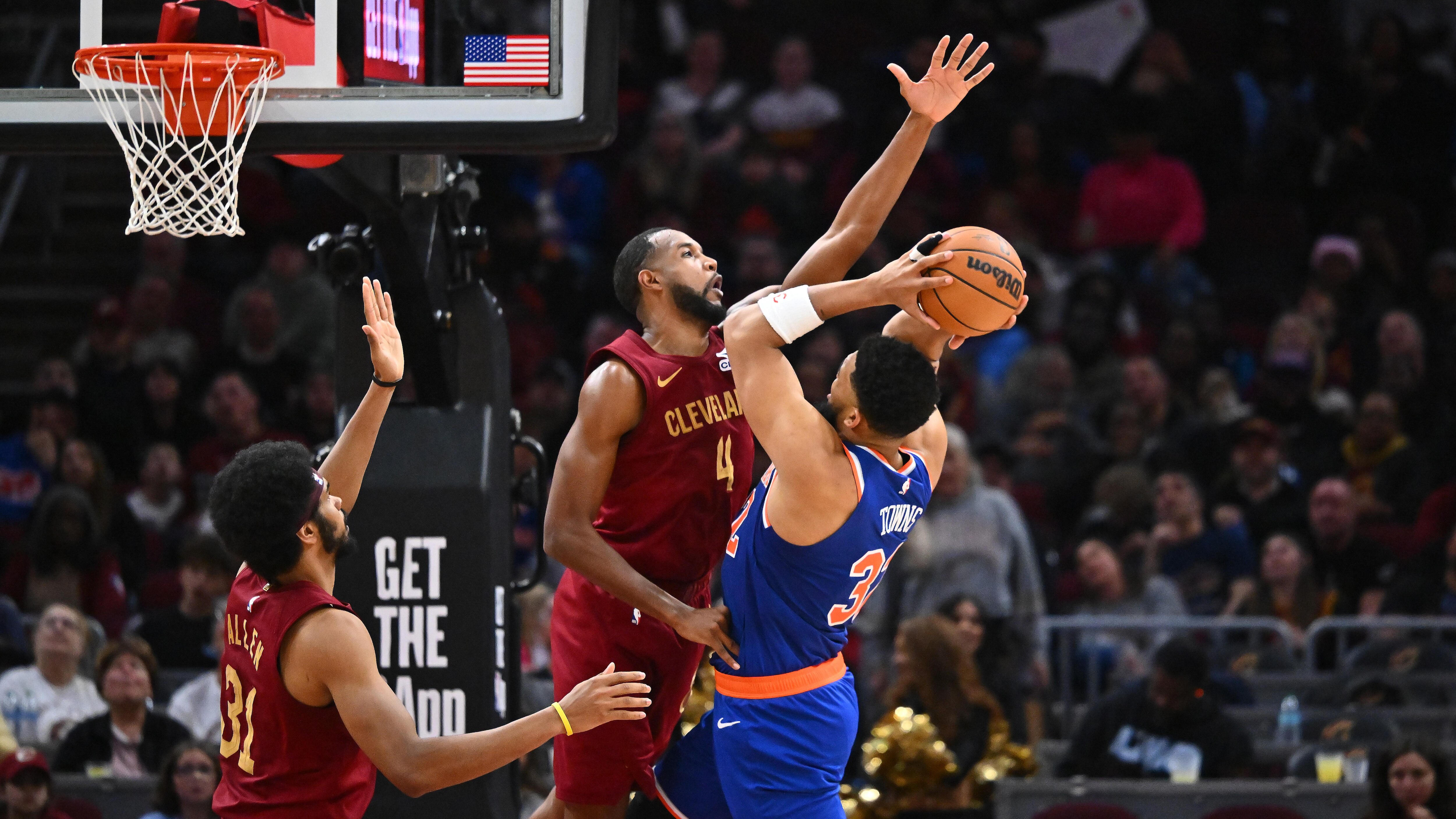 New York Knicks v Cleveland Cavaliers