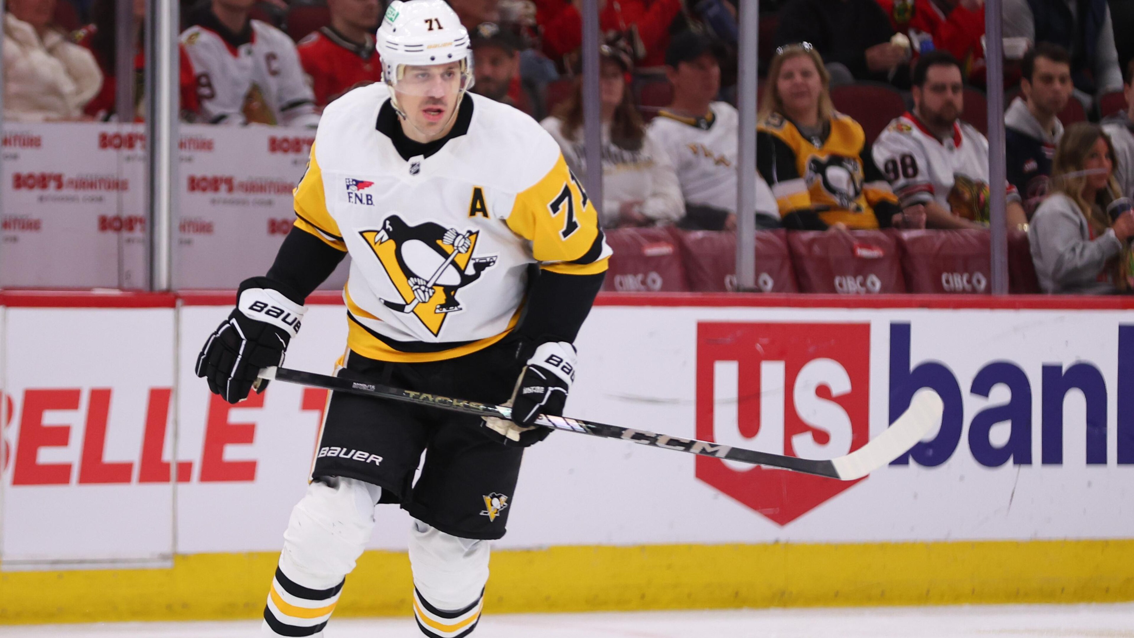 NHL: APR 06 Penguins at Blackhawks NHL: APR 06 Penguins at Blackhawks