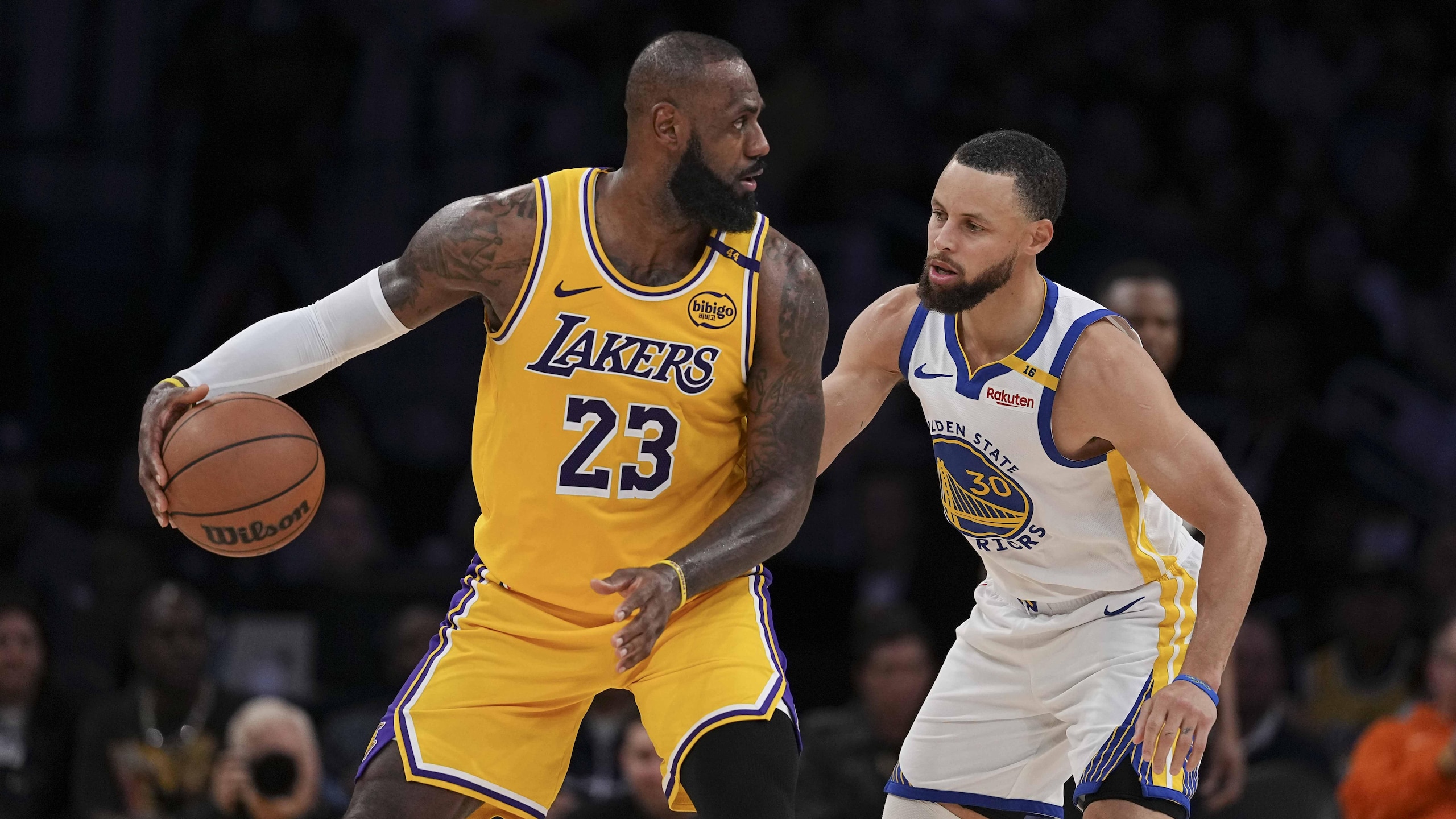 Golden State Warriors v Los Angeles Lakers