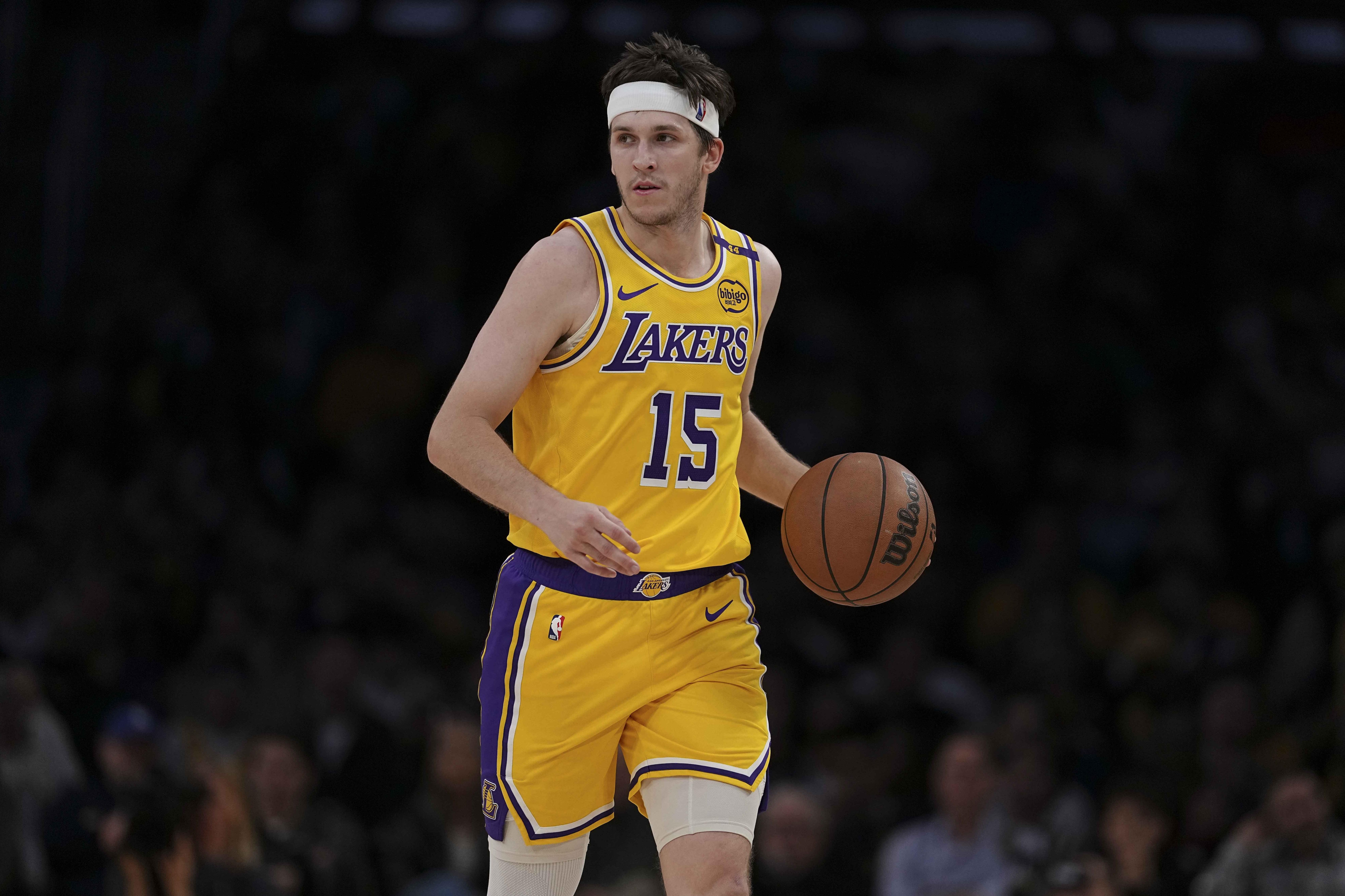 Golden State Warriors v Los Angeles Lakers