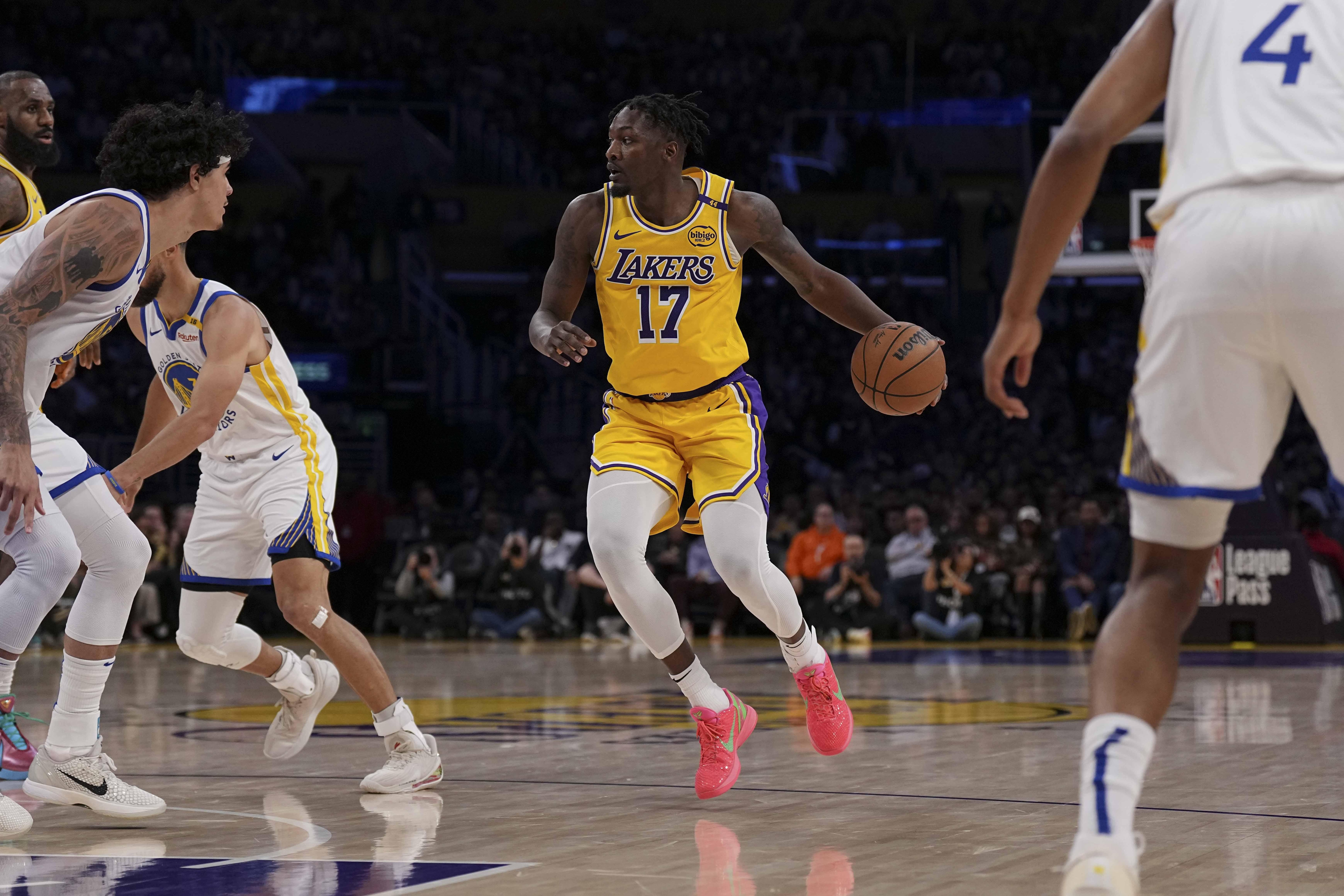 Golden State Warriors v Los Angeles Lakers