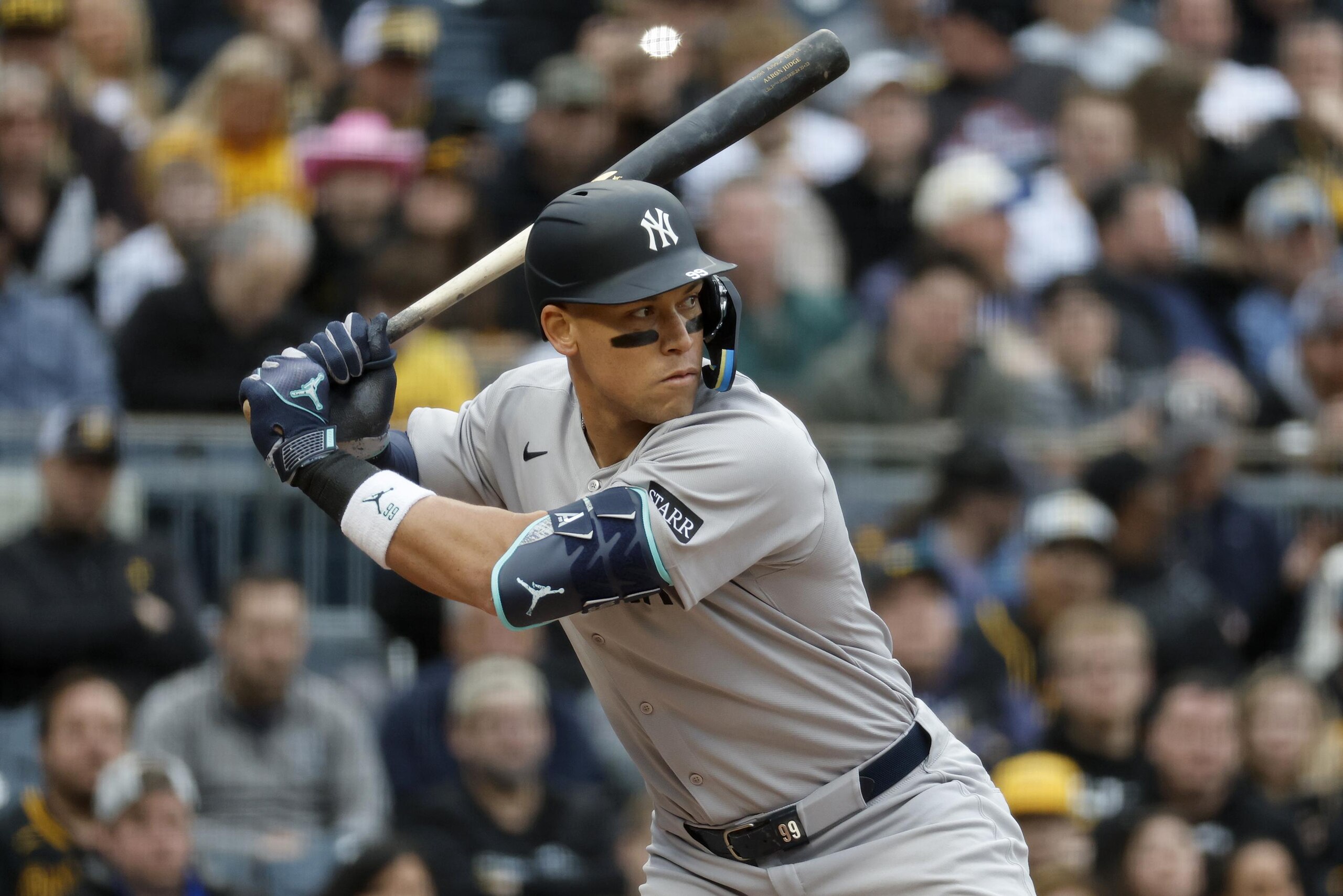 New York Yankees v Pittsburgh Pirates New York Yankees v Pittsburgh Pirates