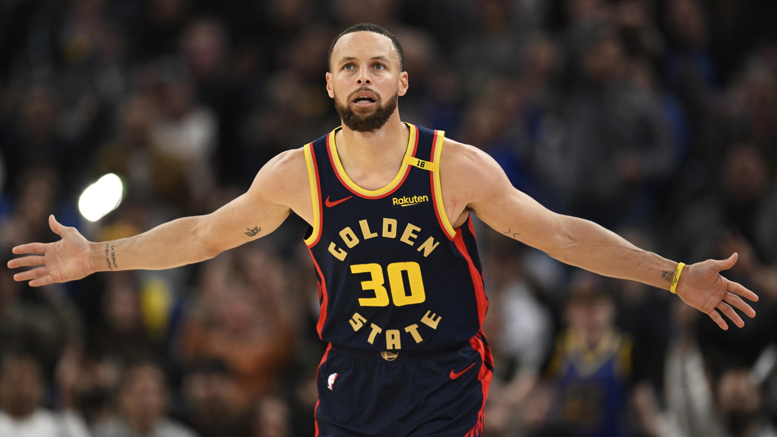 Denver Nuggets v Golden State Warriors Denver Nuggets v Golden State Warriors