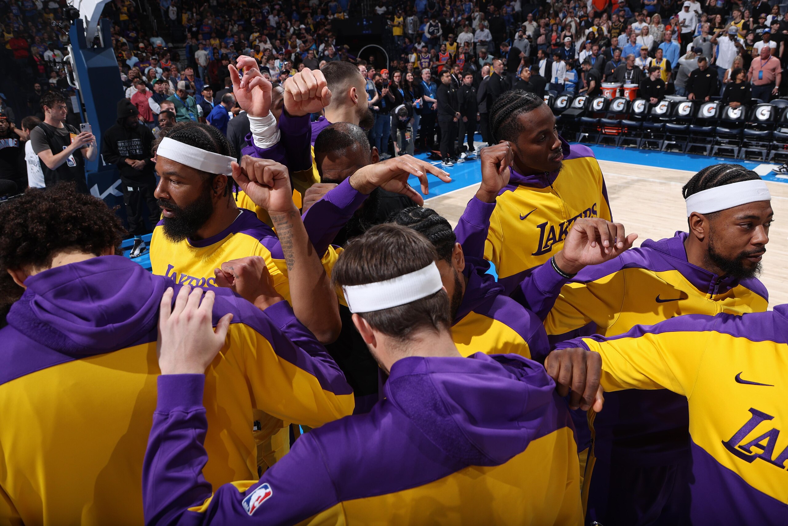 Los Angeles Lakers v Oklahoma City Thunder