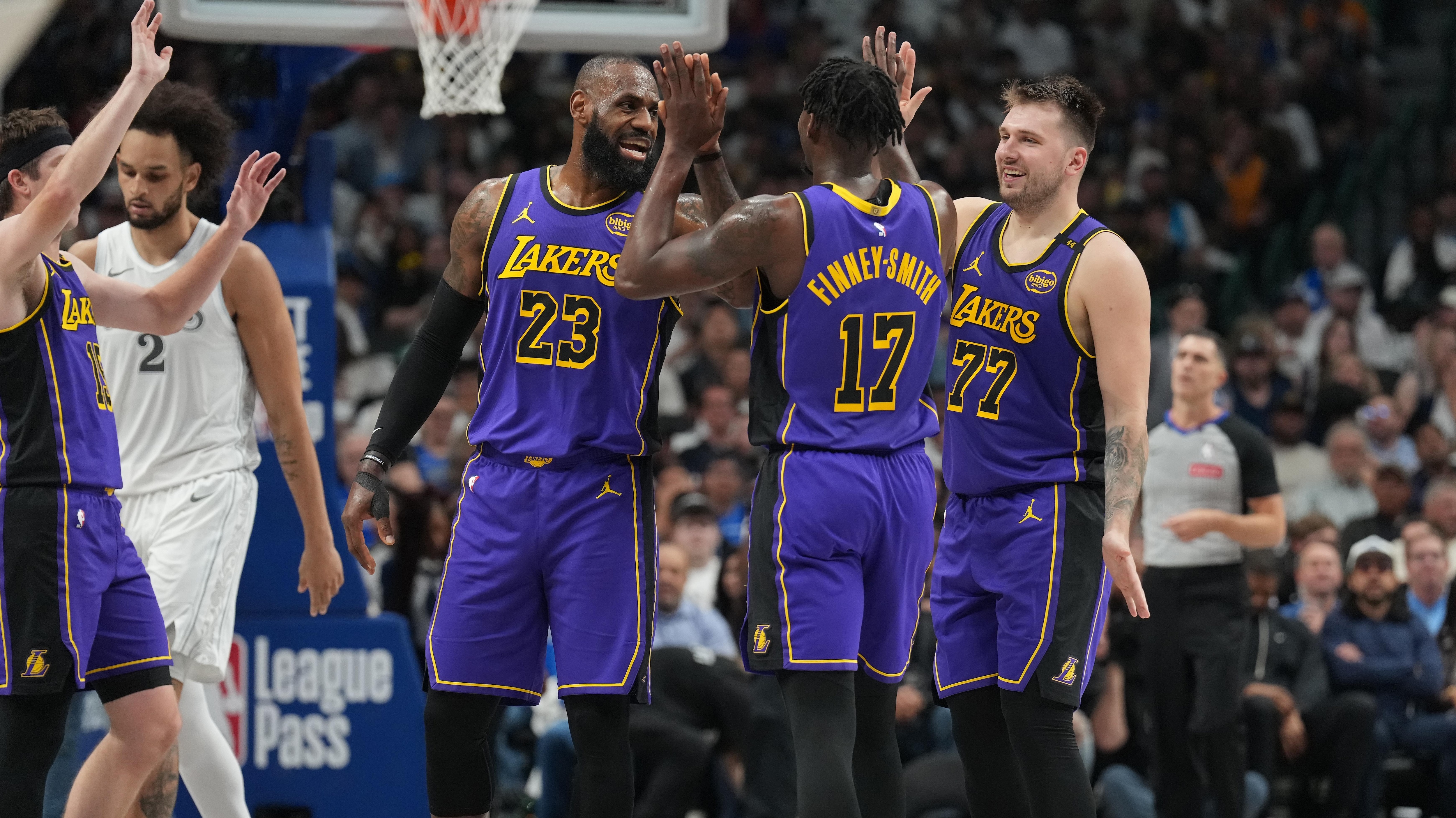Los Angeles Lakers v Dallas Mavericks