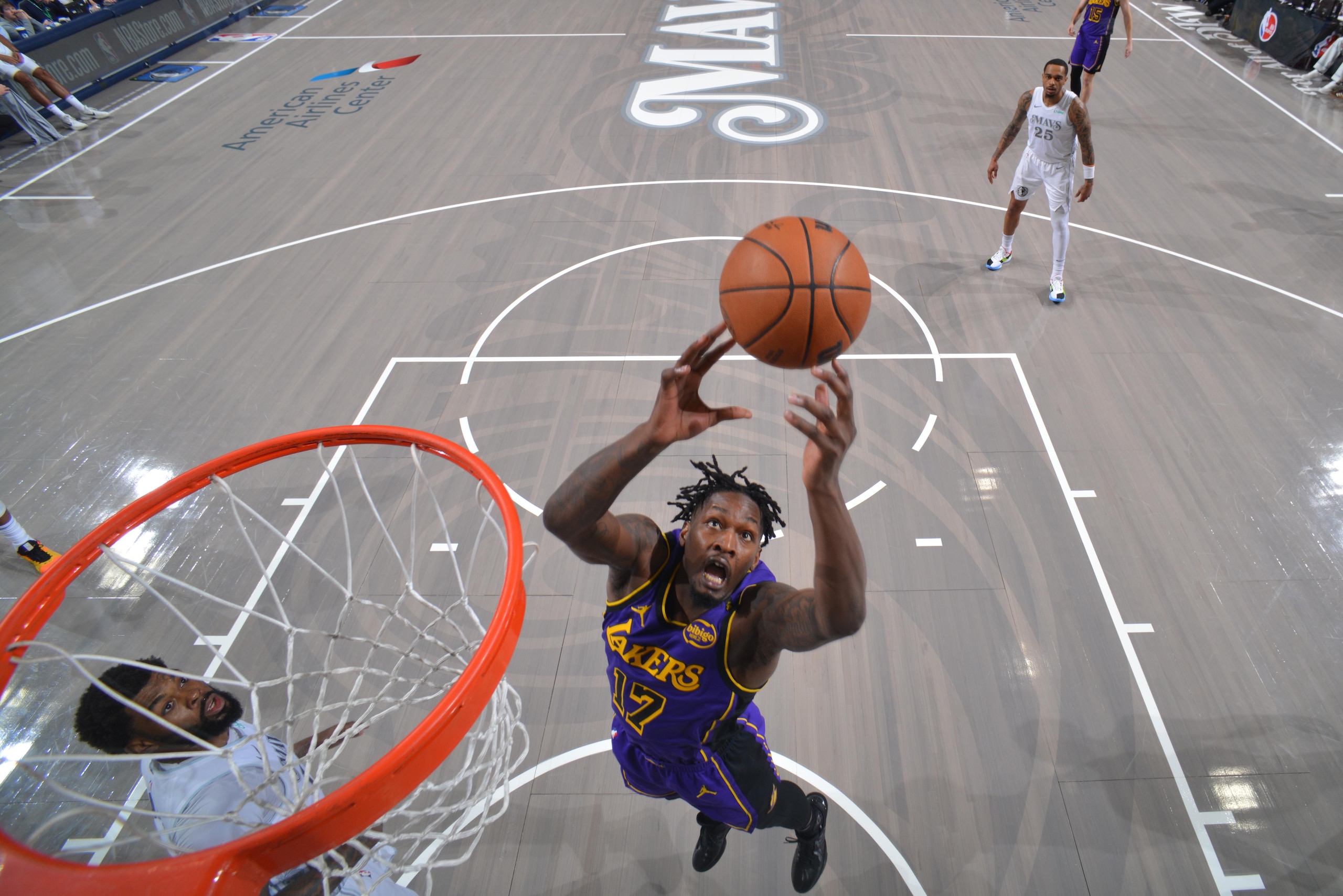 Los Angeles Lakers v Dallas Mavericks