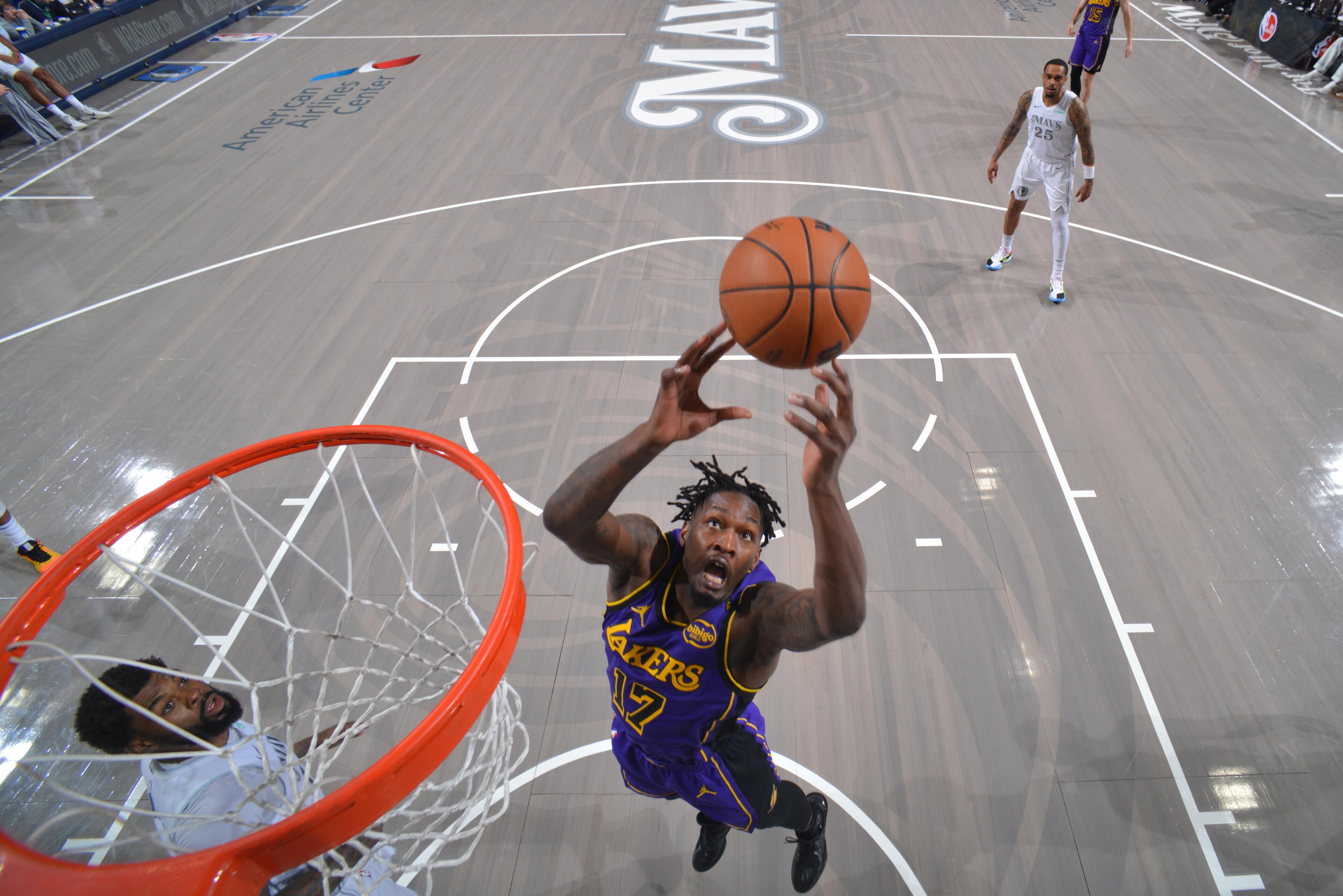 Los Angeles Lakers v Dallas Mavericks