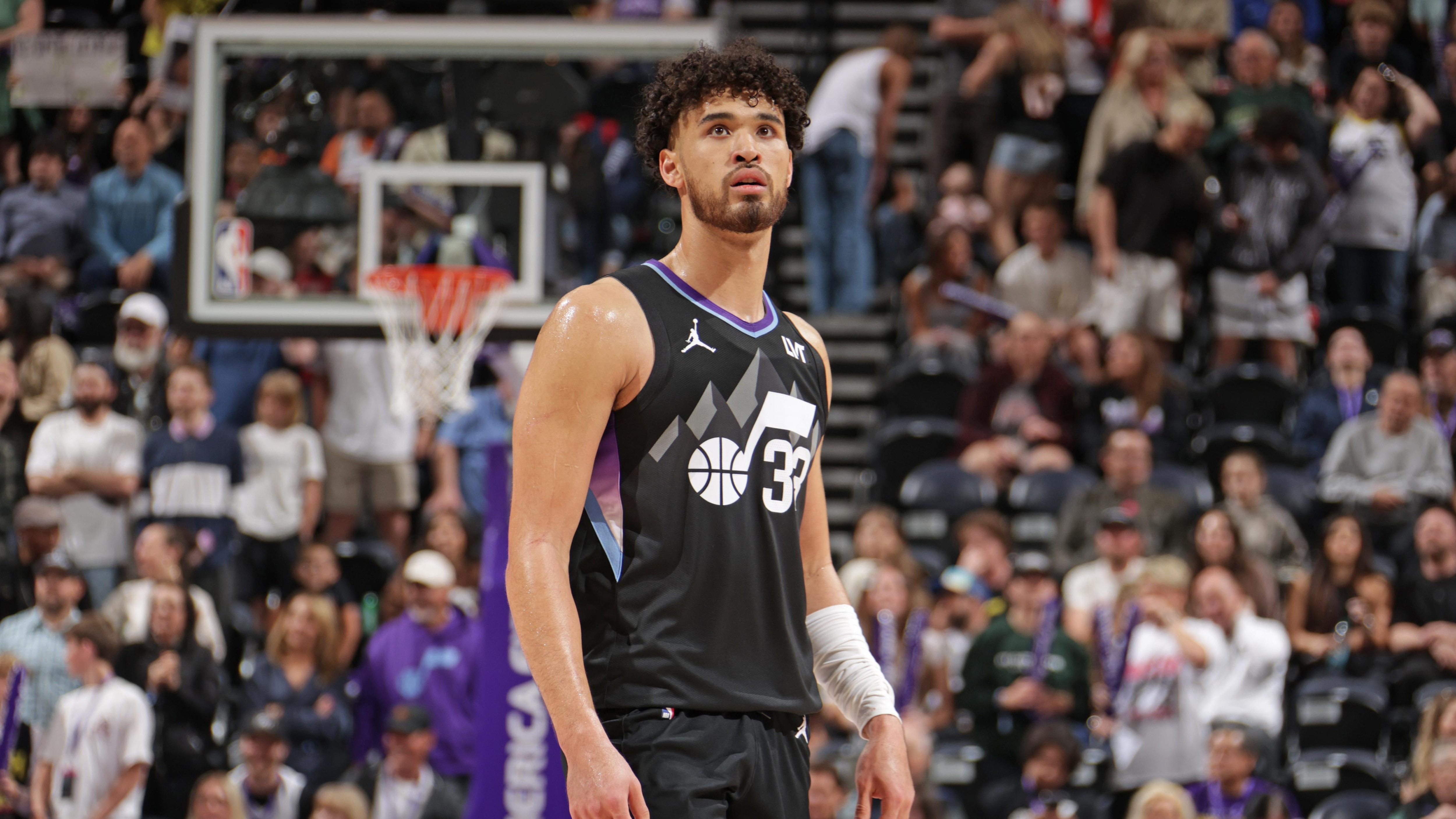 Portland Trail Blazers v Utah Jazz