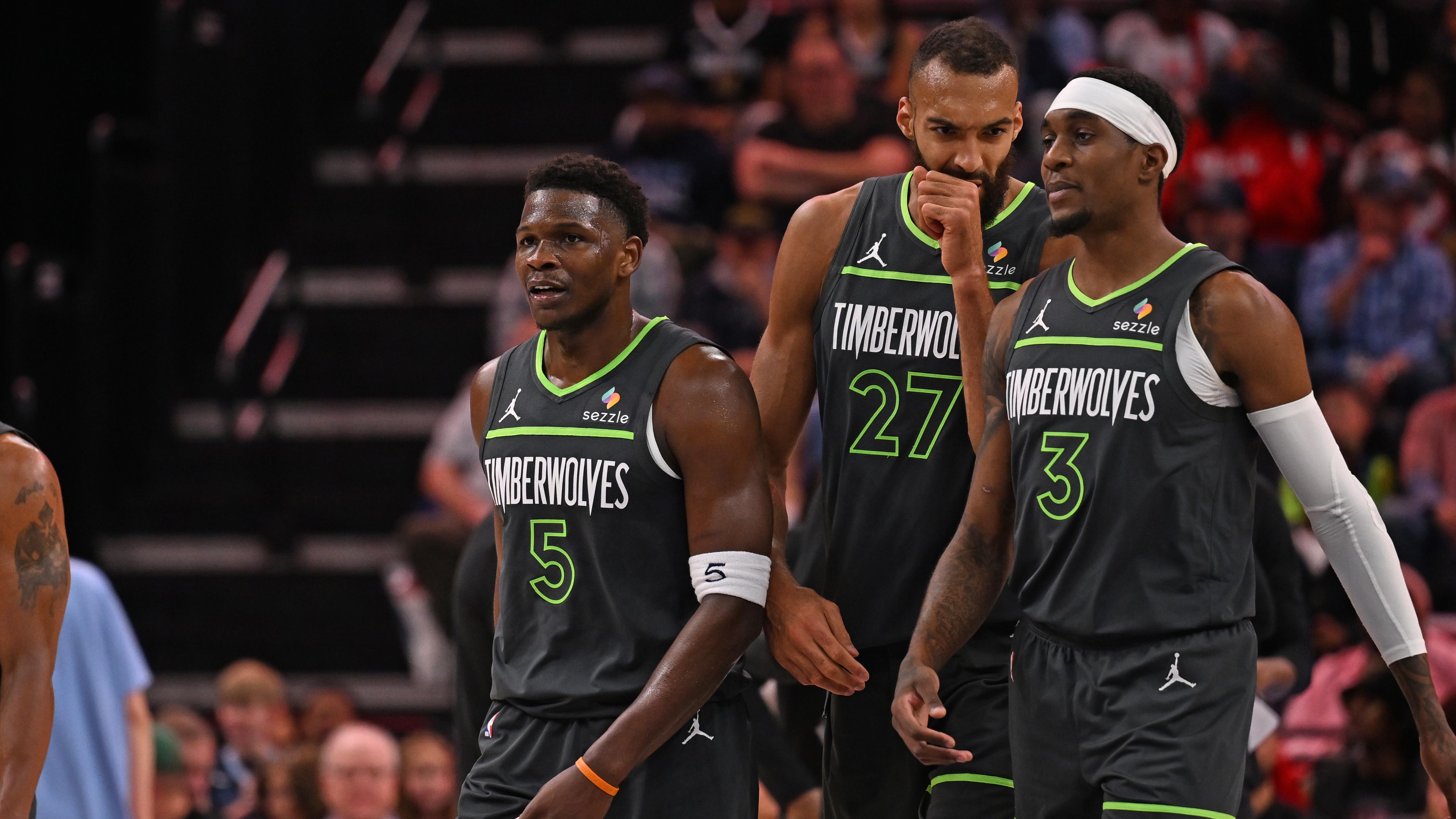 Minnesota Timberwolves v Memphis Grizzlies